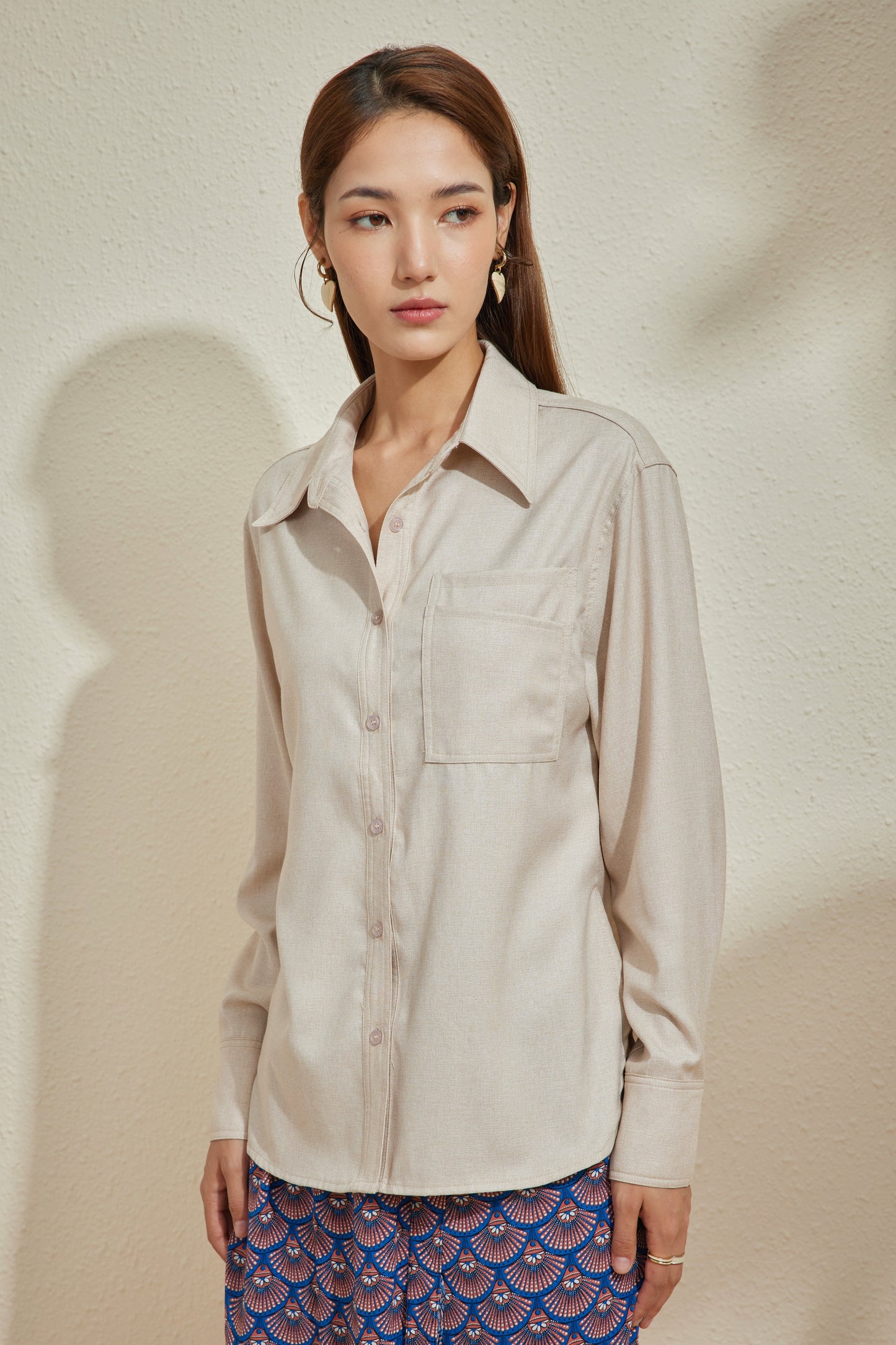 ESCAPE ARTIST SHIRT IN CREMA