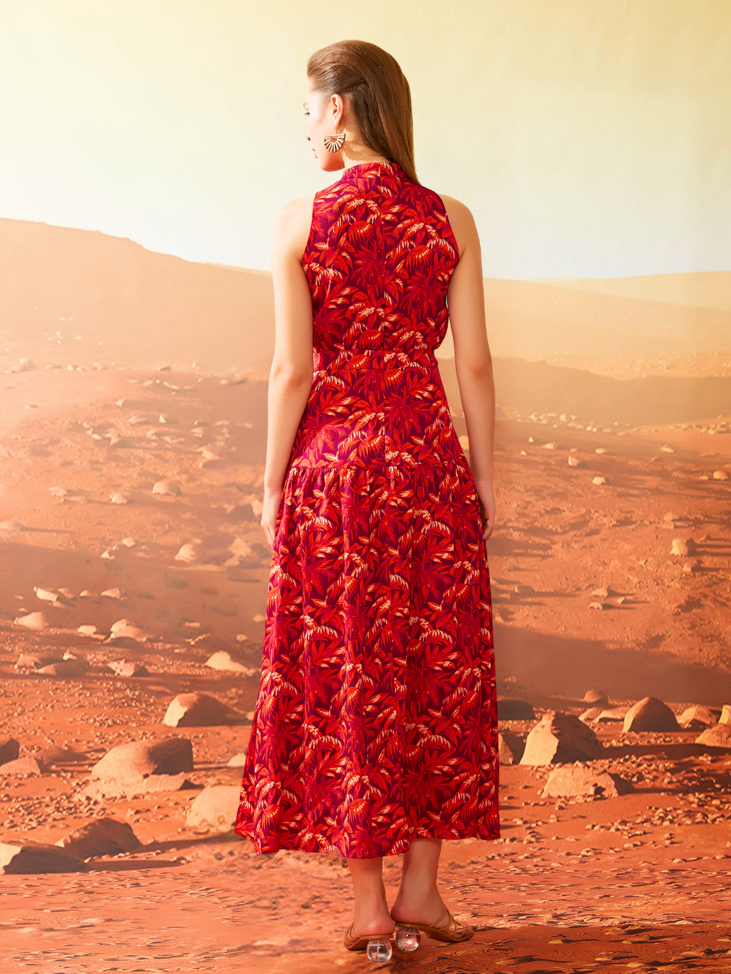 YUN IN SAHARAN SUNSET