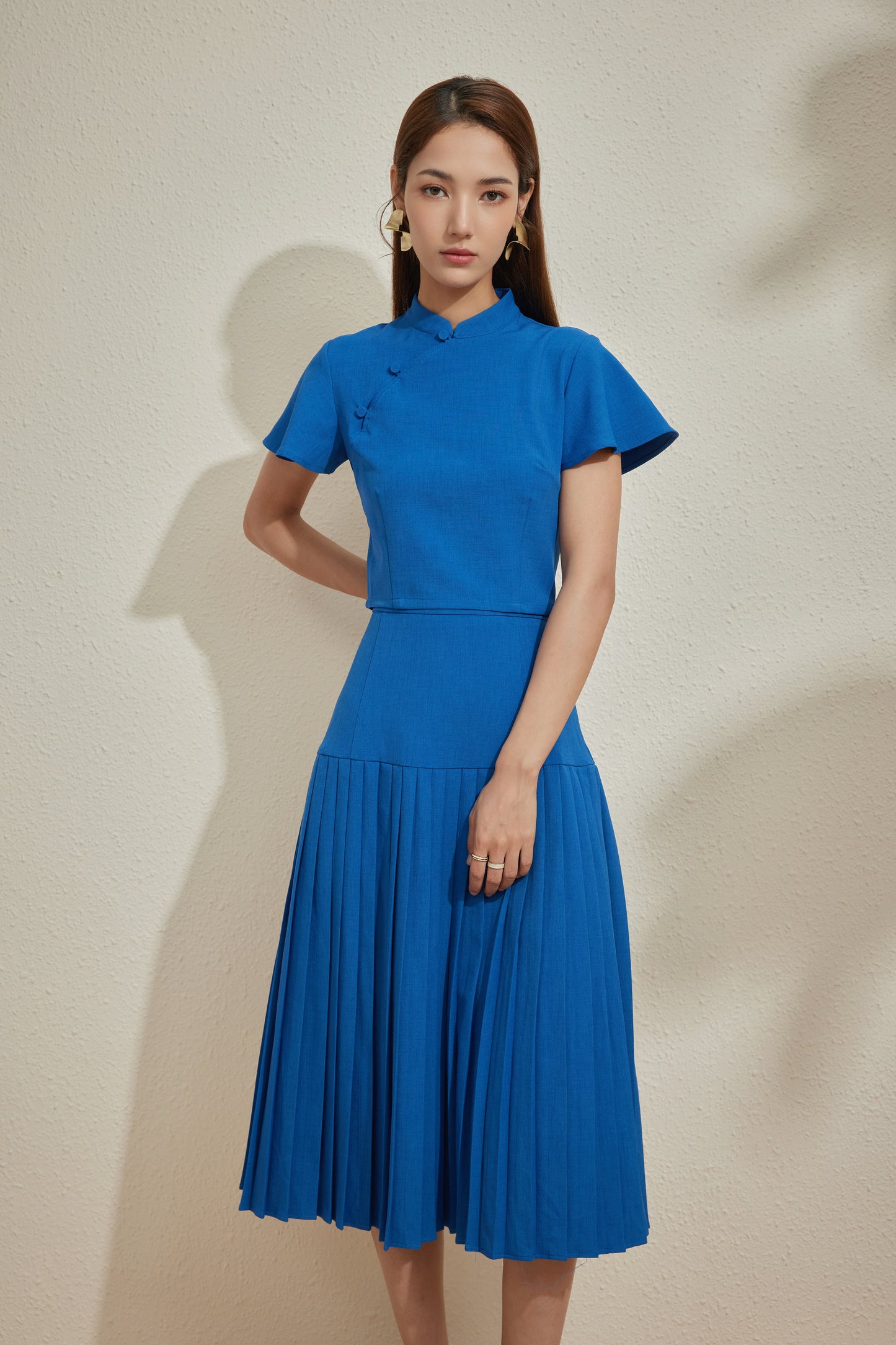 PLISSER SKIRT IN DARK SAPPHIRE