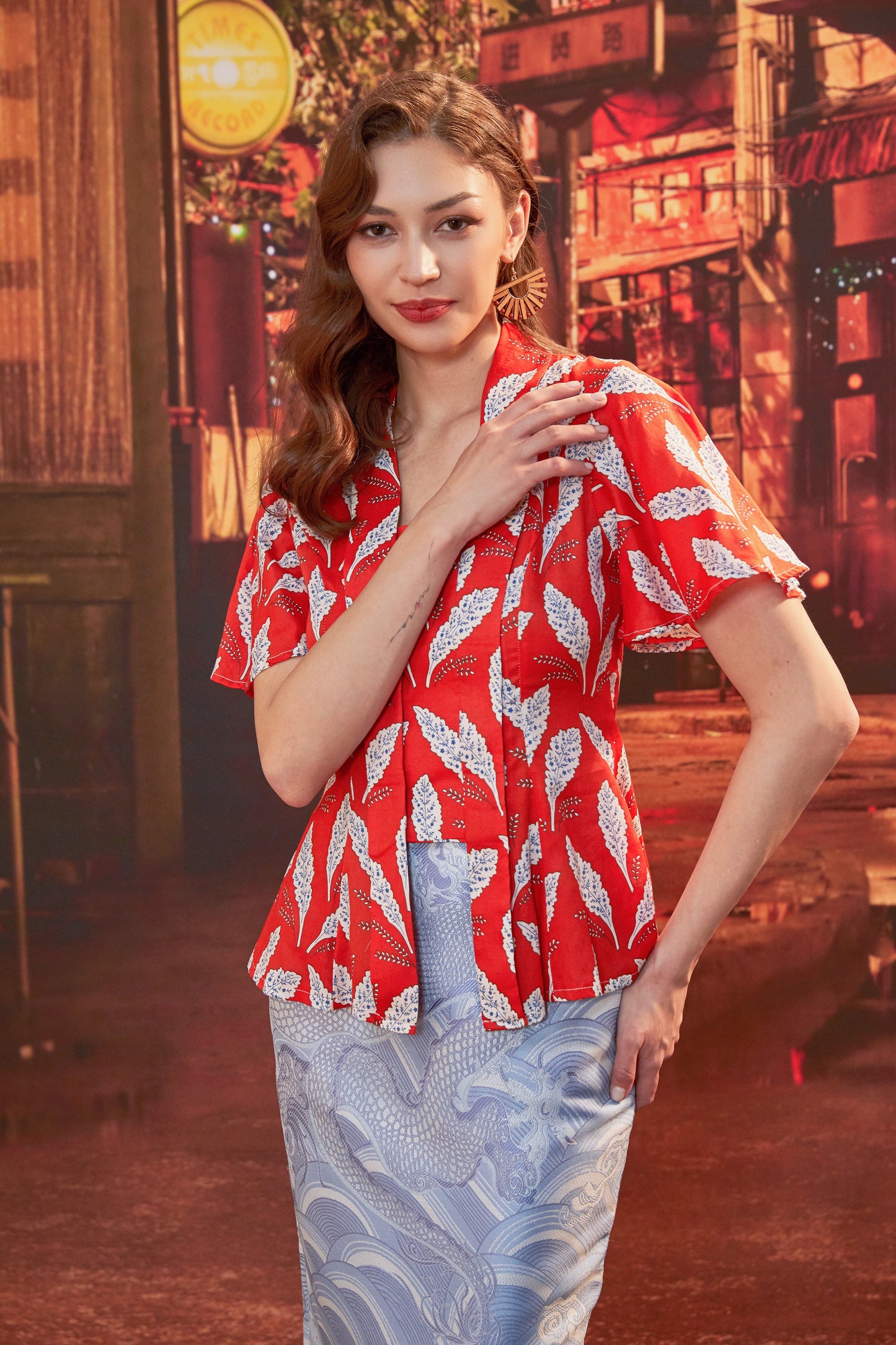 KEBAYA TOP IN SAMBAL