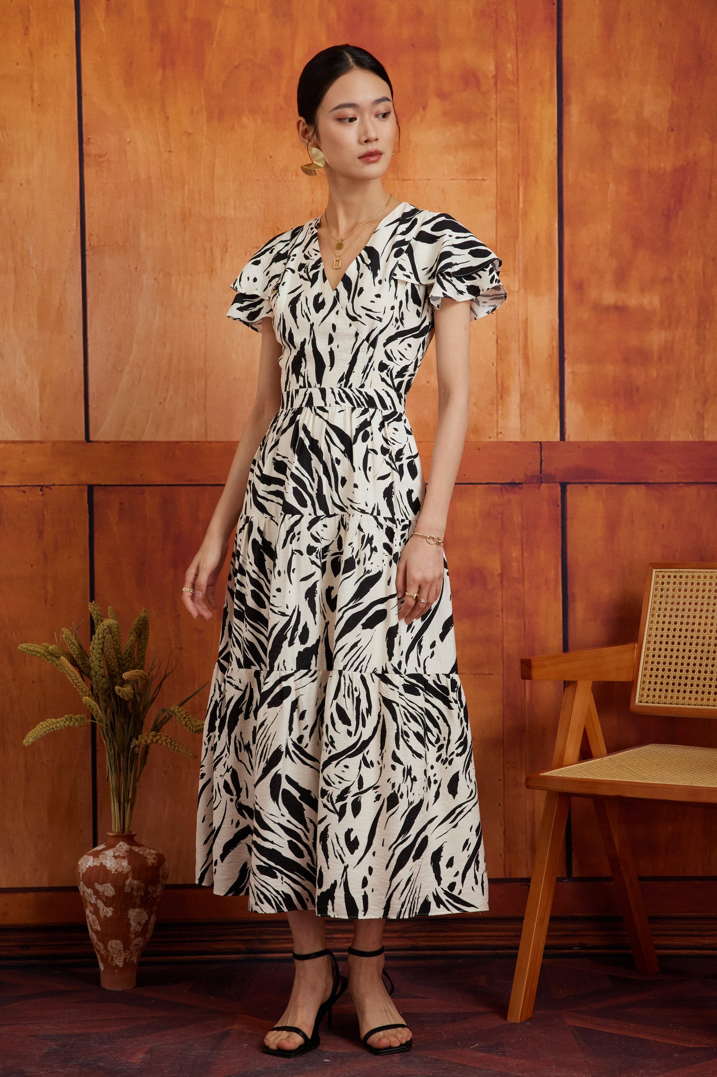 PHOENIX IN ABSTRACT SABLE