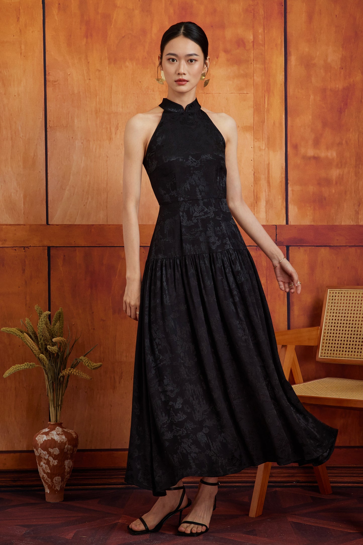 RUYI IN ONYX