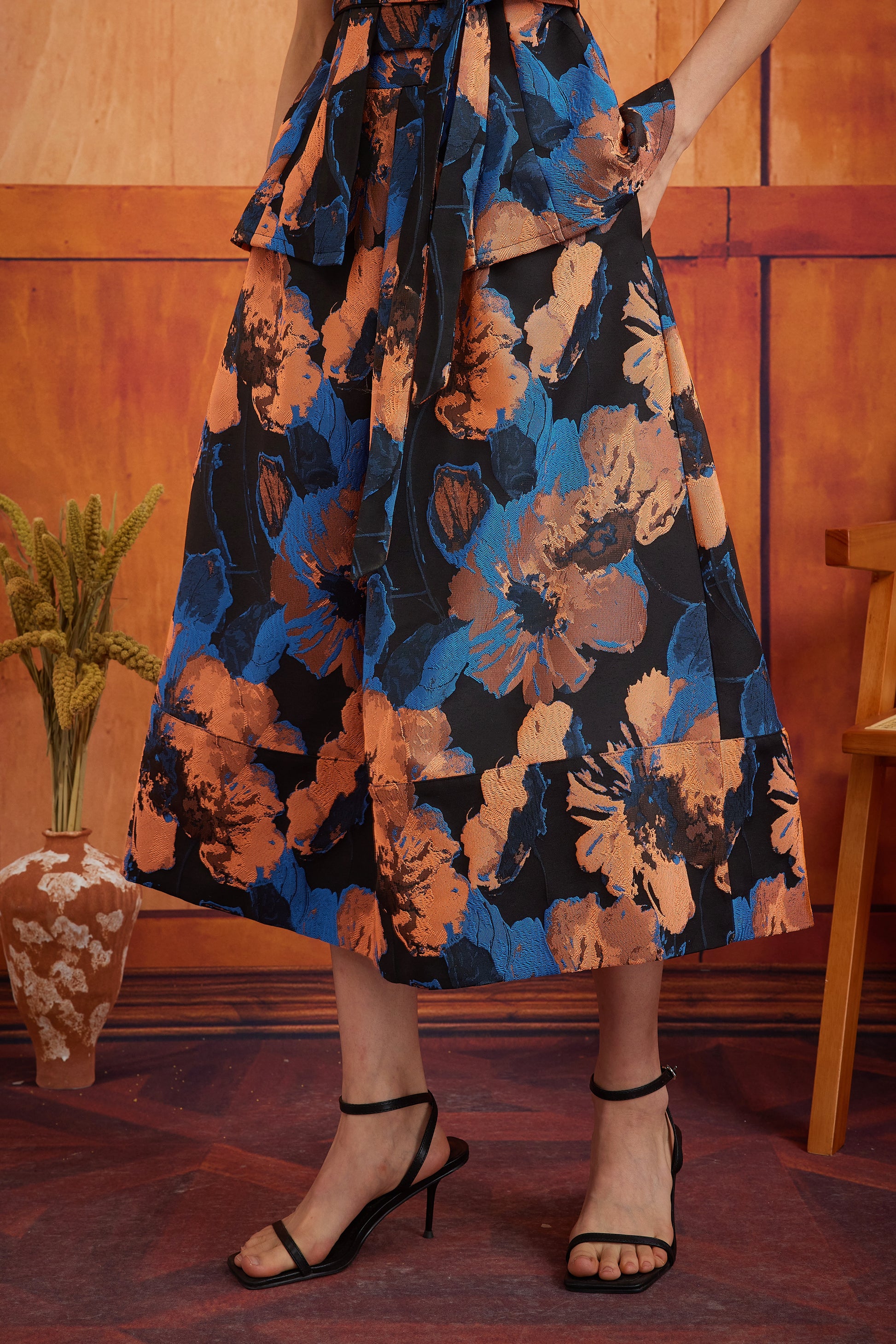 HANA SKIRT IN BUNGA TEMBAGA