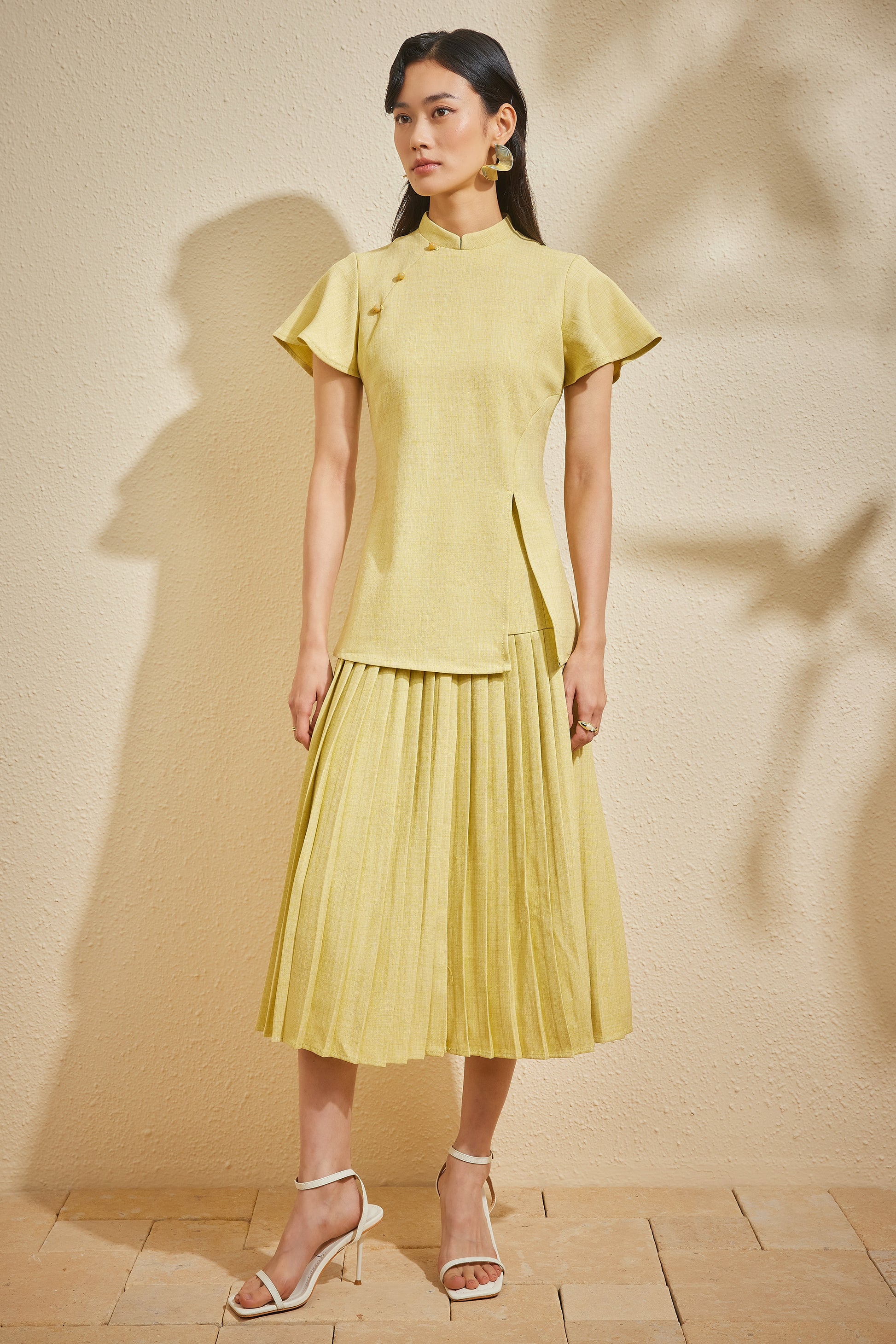 PLISSER SKIRT IN LEMONGRASS SILK