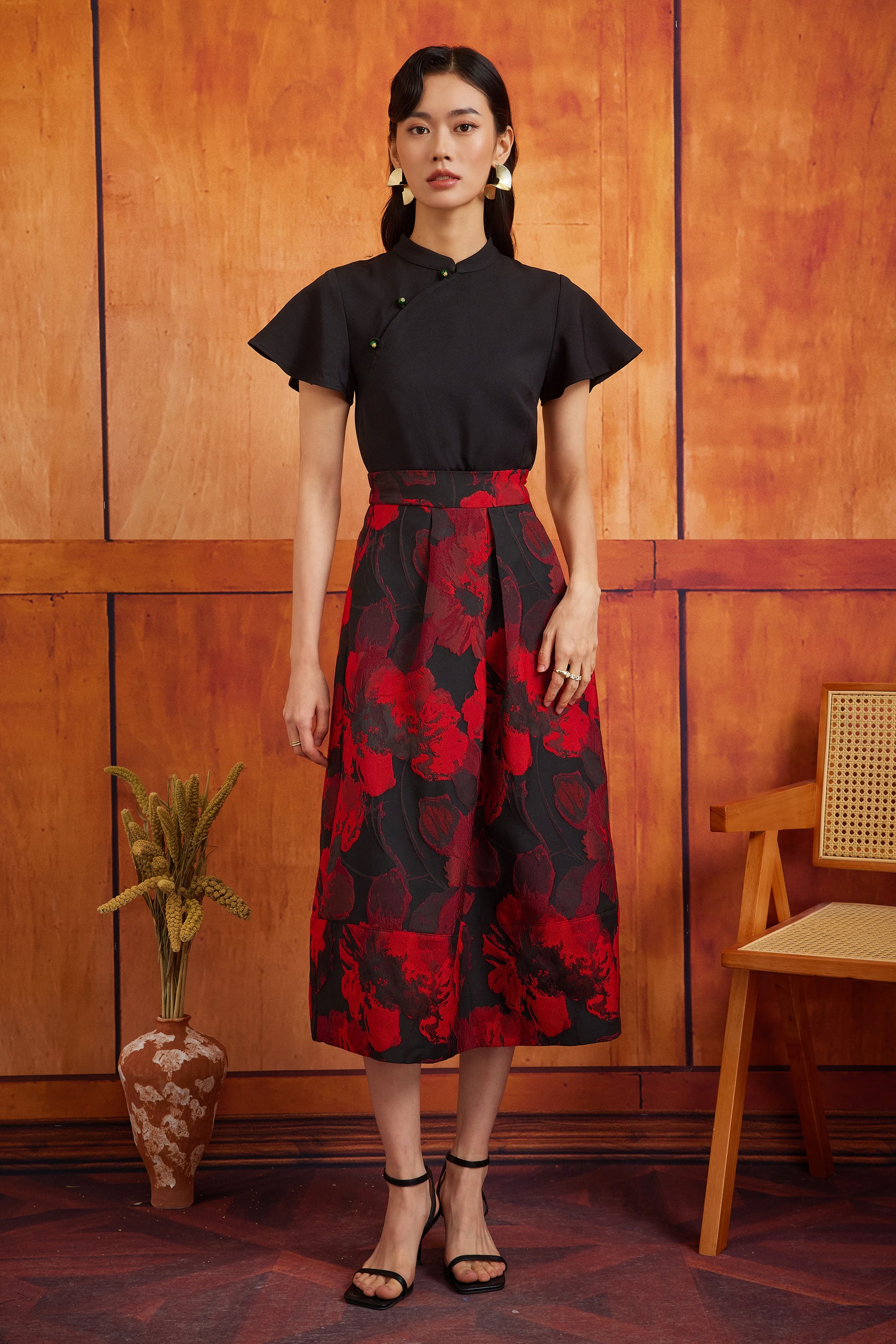 HANA SKIRT IN MIDNIGHT ROBIN