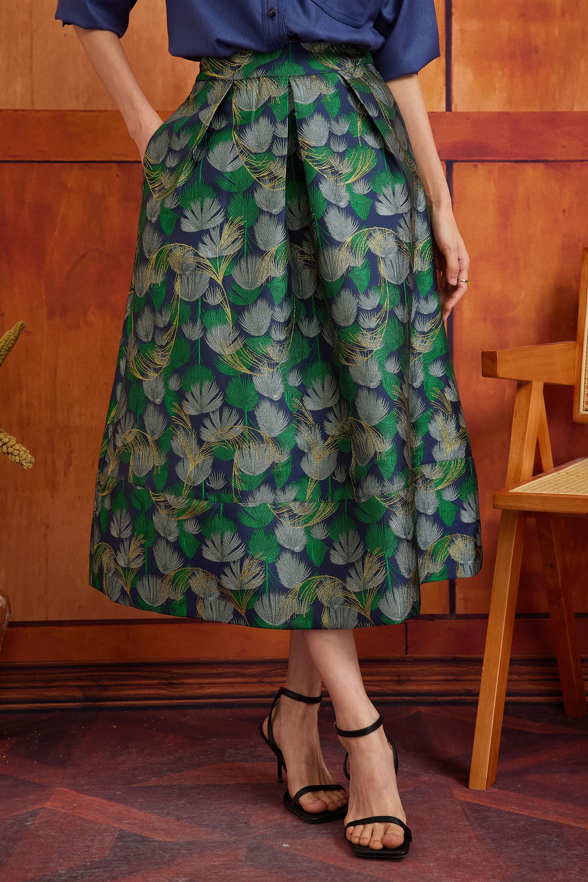 HANA SKIRT IN MIDNIGHT PINE