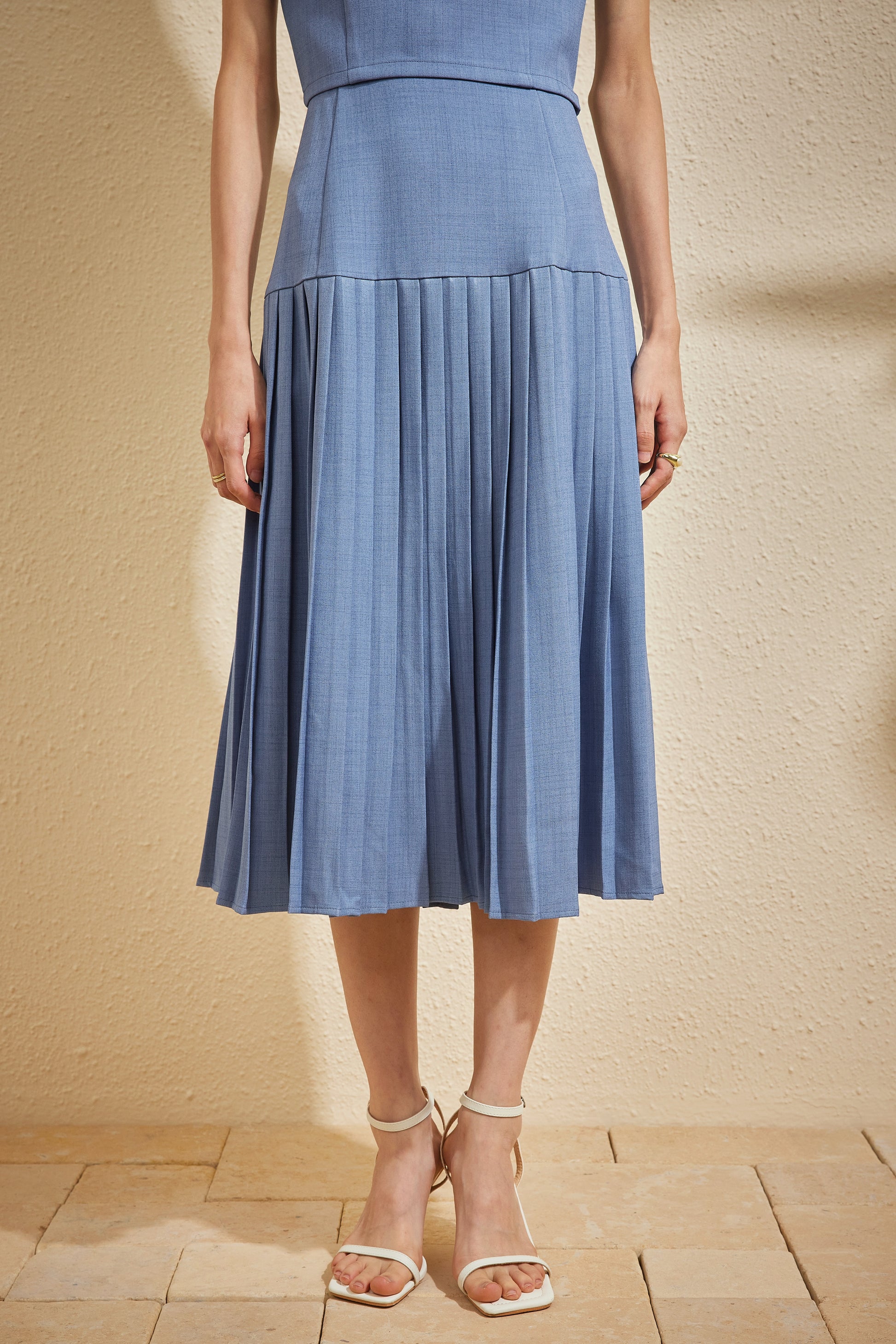 PLISSER SKIRT IN INK STONE