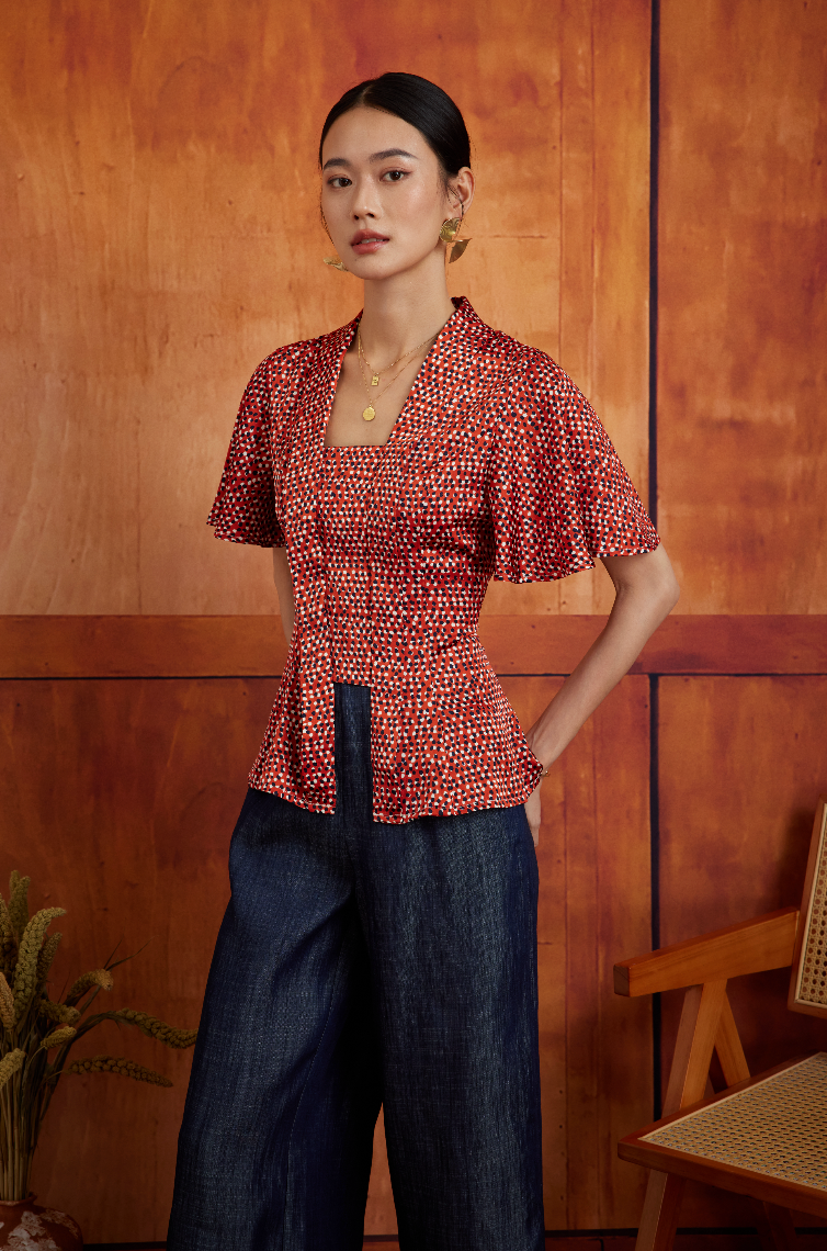 KEBAYA TOP IN SIENNA SAND