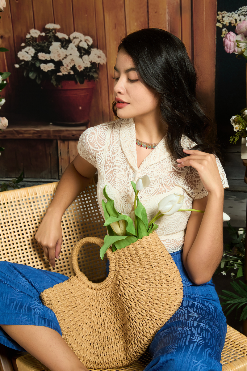 ROCKABILLY SHIRT IN CREAM PETAL