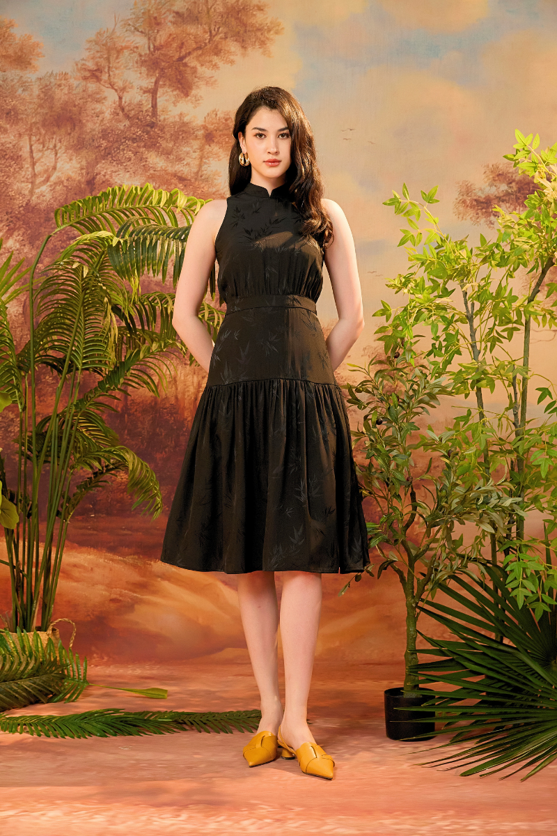 SHAAN IN SMOKY BAMBOO