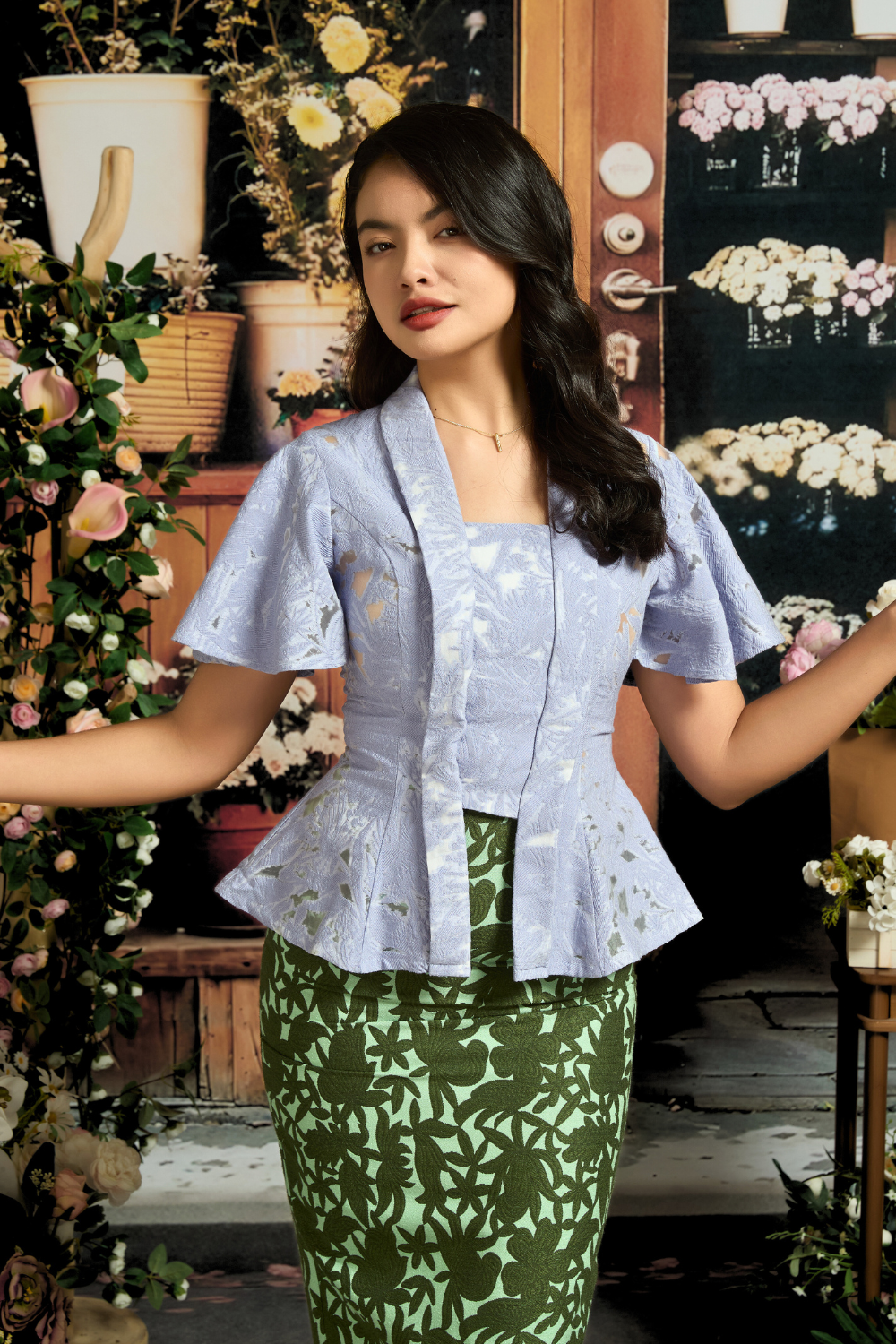 KEBAYA TOP IN LILAC FIELDSTONE