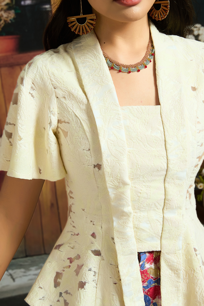KEBAYA TOP IN GADING