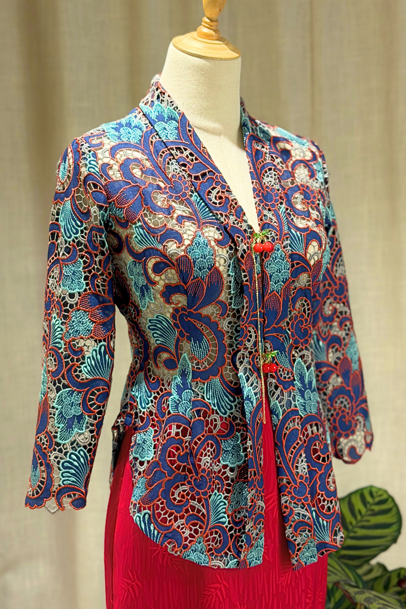 KEBAYA TOP IN MOONLIT OCEAN