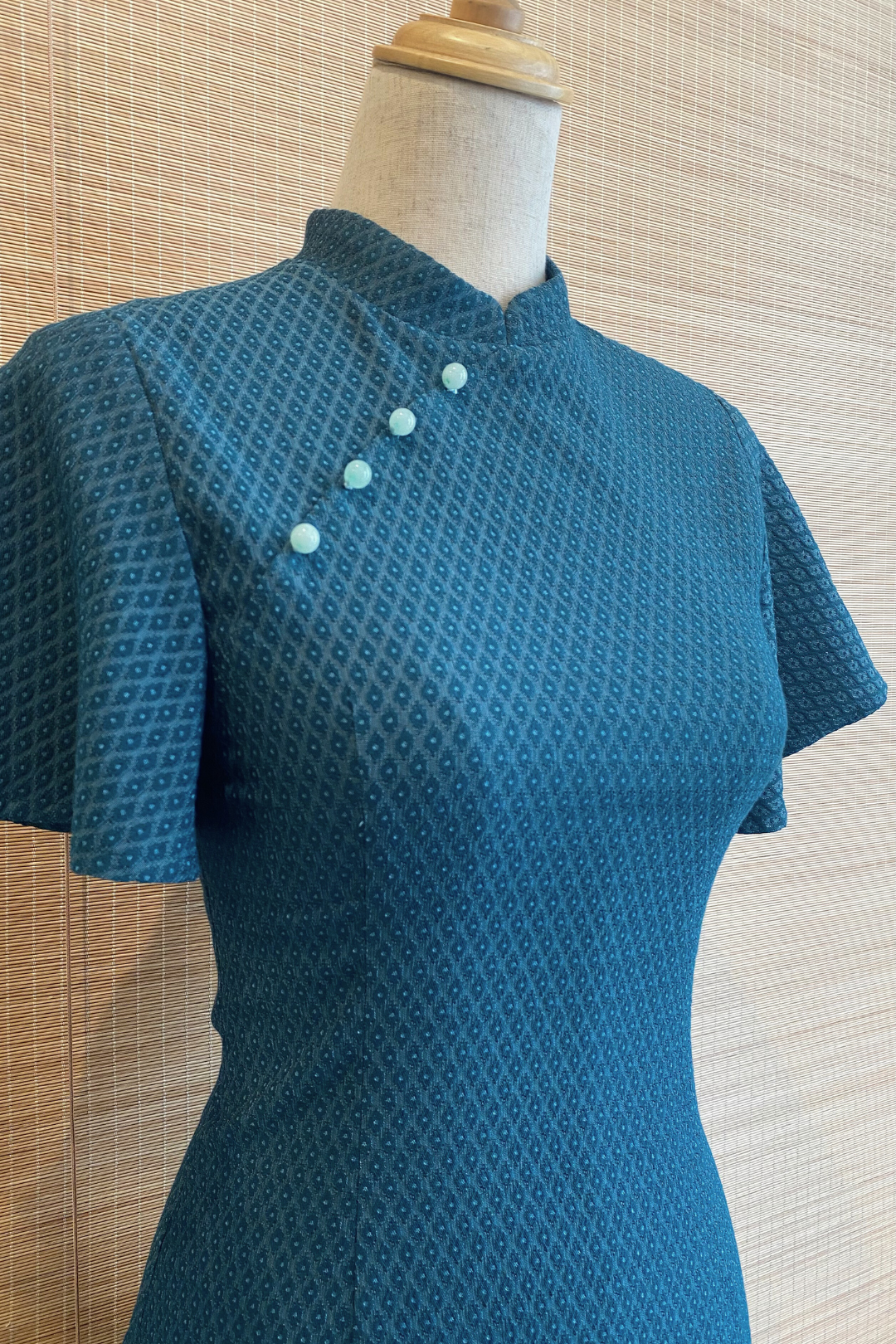 PINGYANG DRESS IN NAVY HONEYCOMB