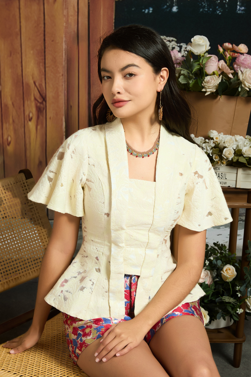 KEBAYA TOP IN GADING