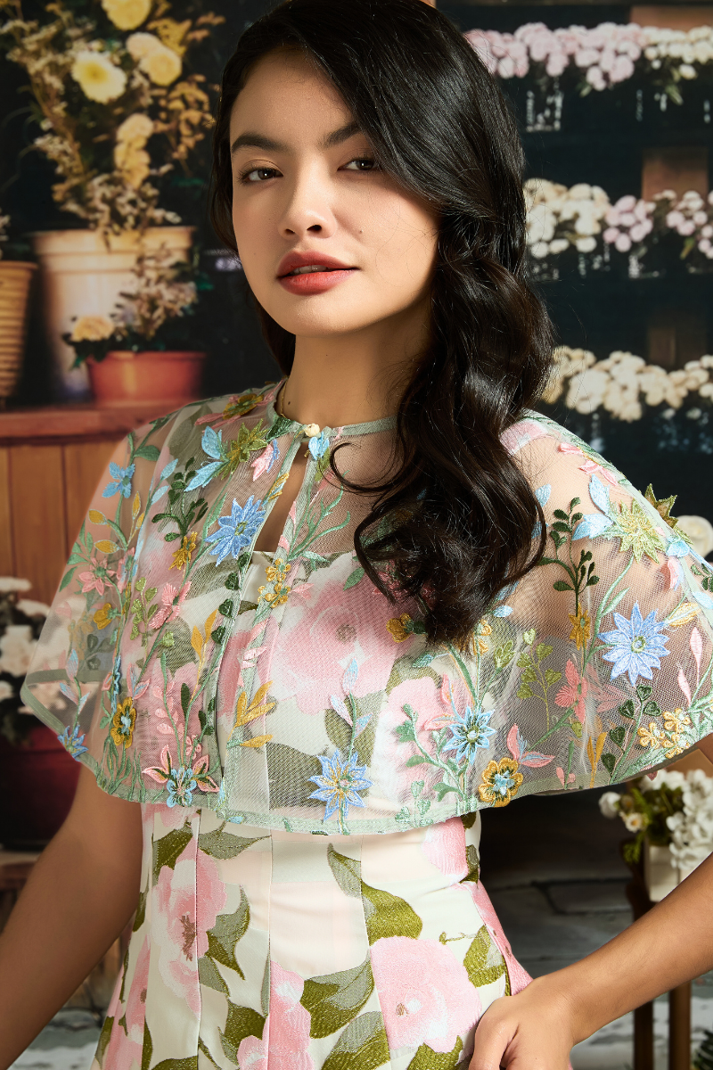 AURORA IN PEONY DAYDREAM