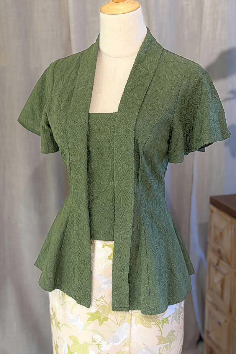 KEBAYA TOP IN RIMBUN OLIVE