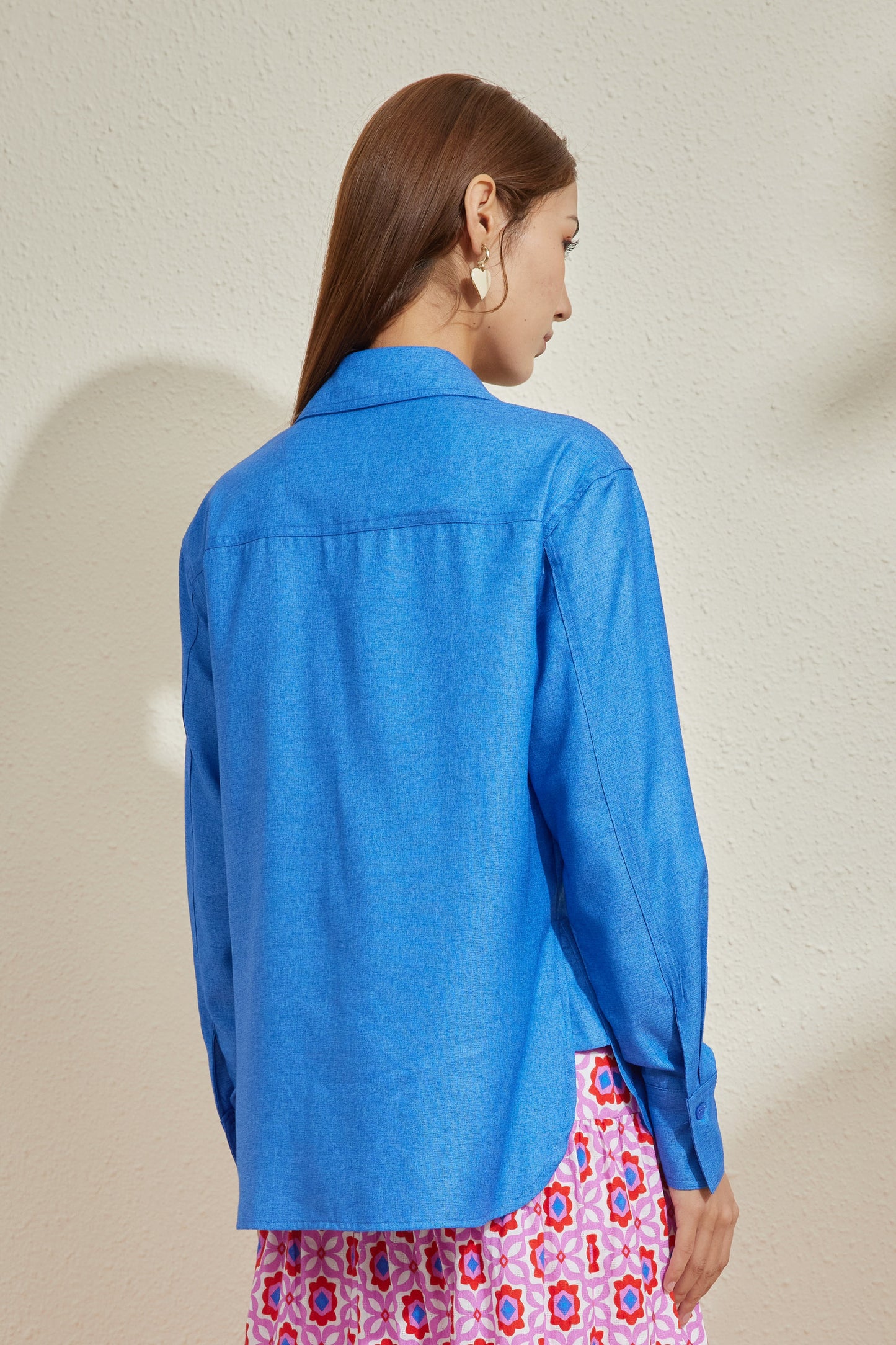 ESCAPE ARTIST SHIRT IN AZURE