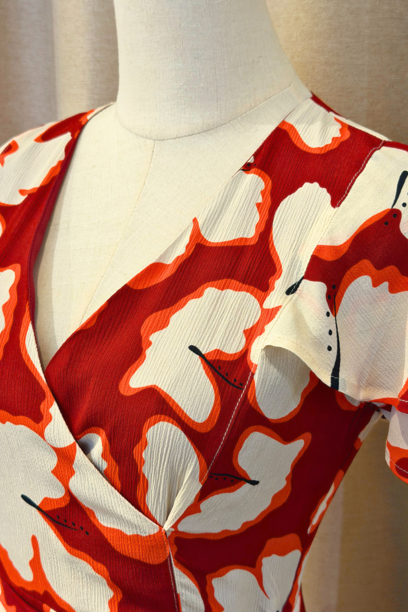 SENDJA IN EMBER BLOOM