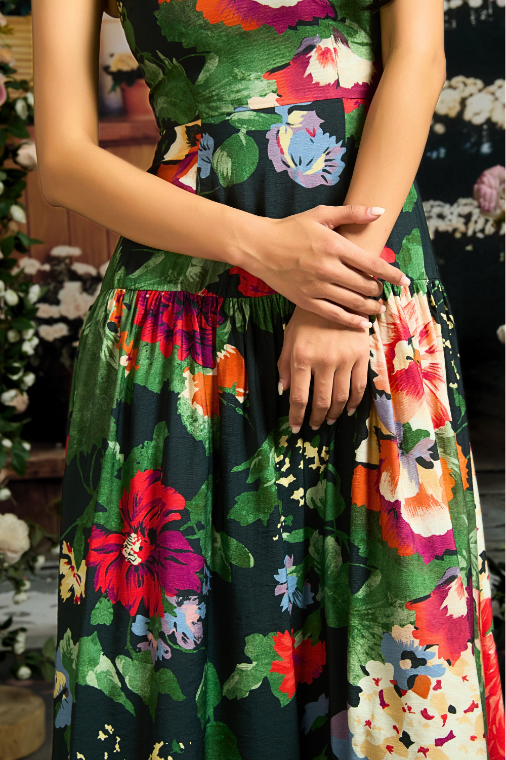 RUYI IN IMPERIAL GARDEN AT MIDNIGHT