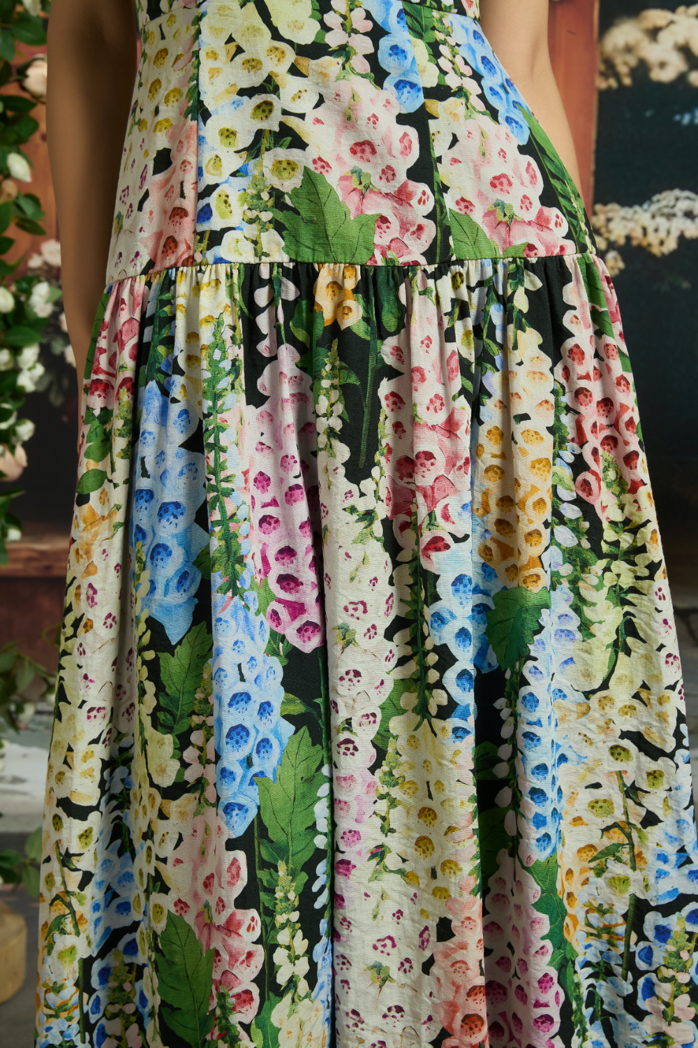 RUYI IN BLOSSOM CASCADE