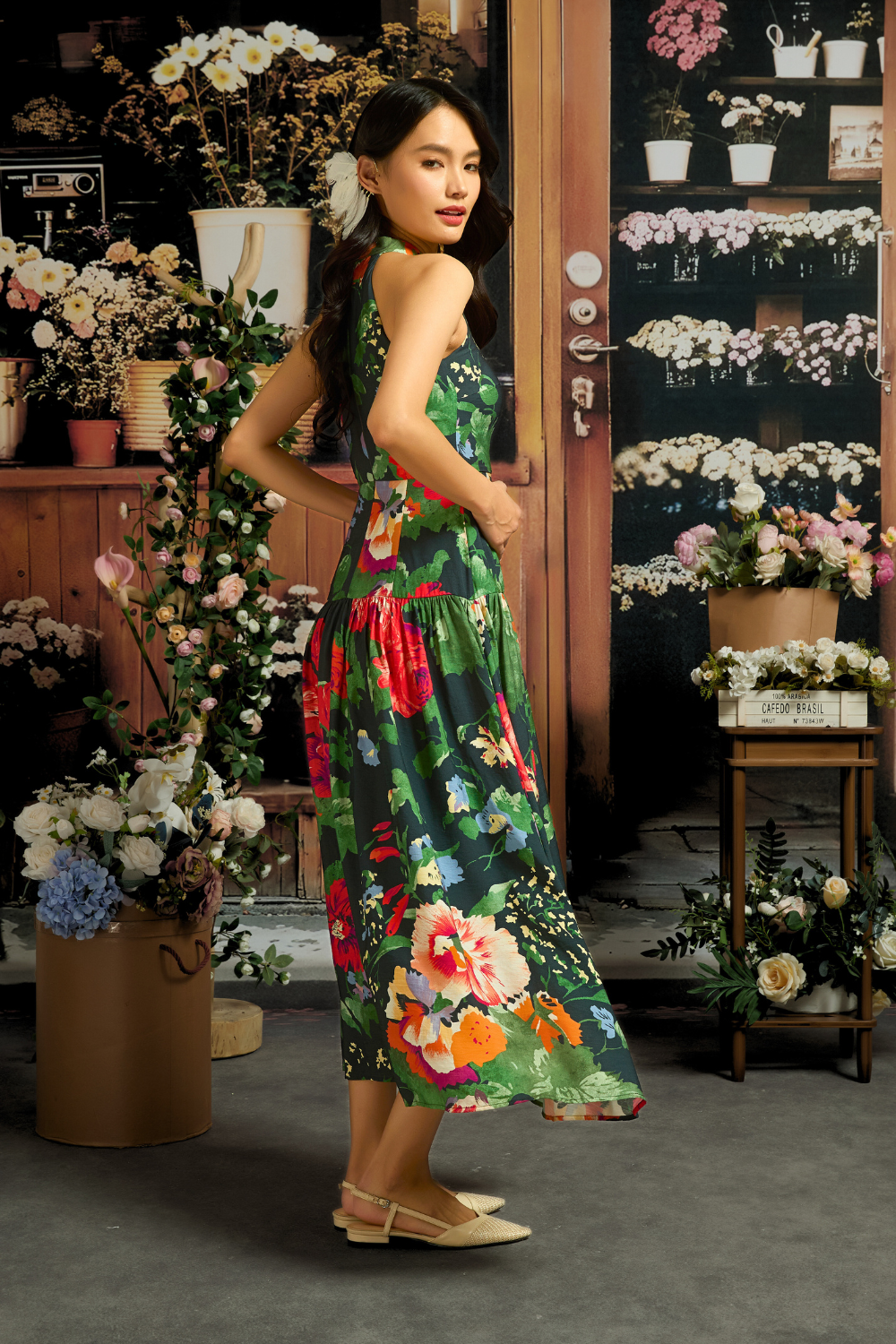 RUYI IN IMPERIAL GARDEN AT MIDNIGHT