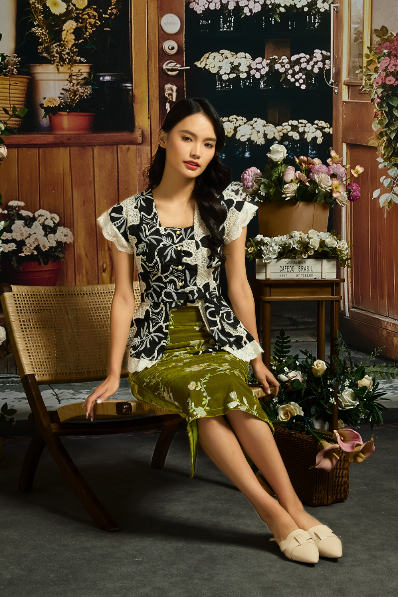 NYA EMANIS IN SULAM NOIR