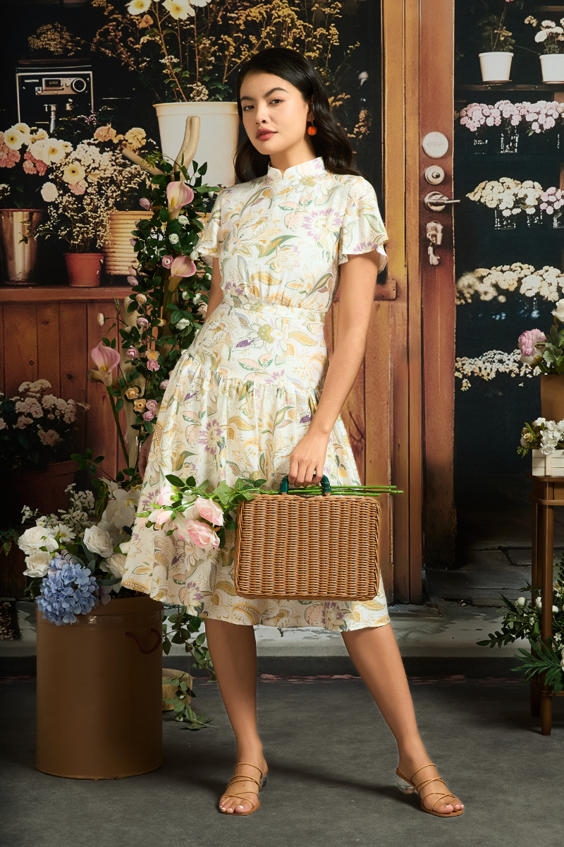 GEORGINA IN LILAC CHARM