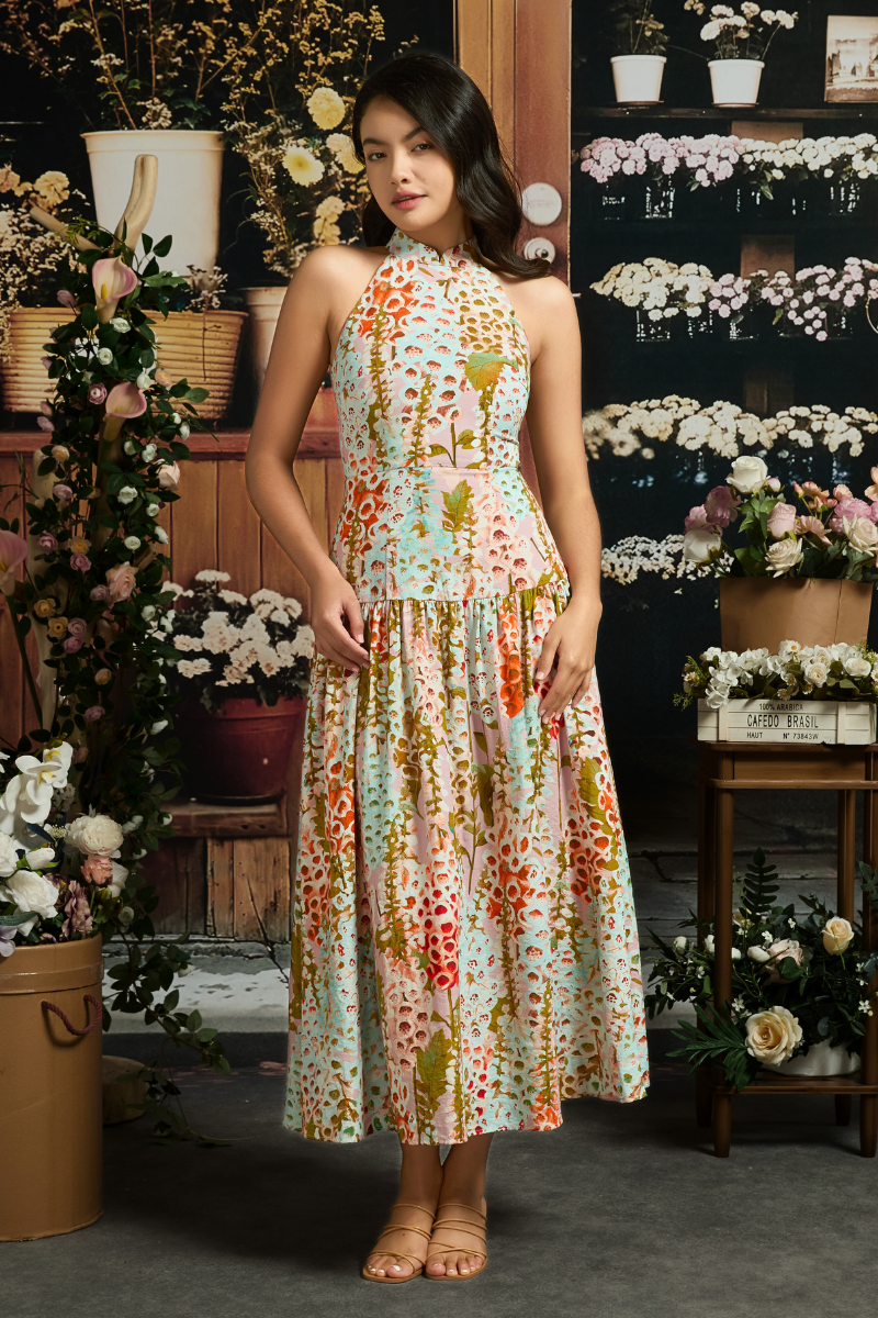 RUYI IN PETAL CASCADE