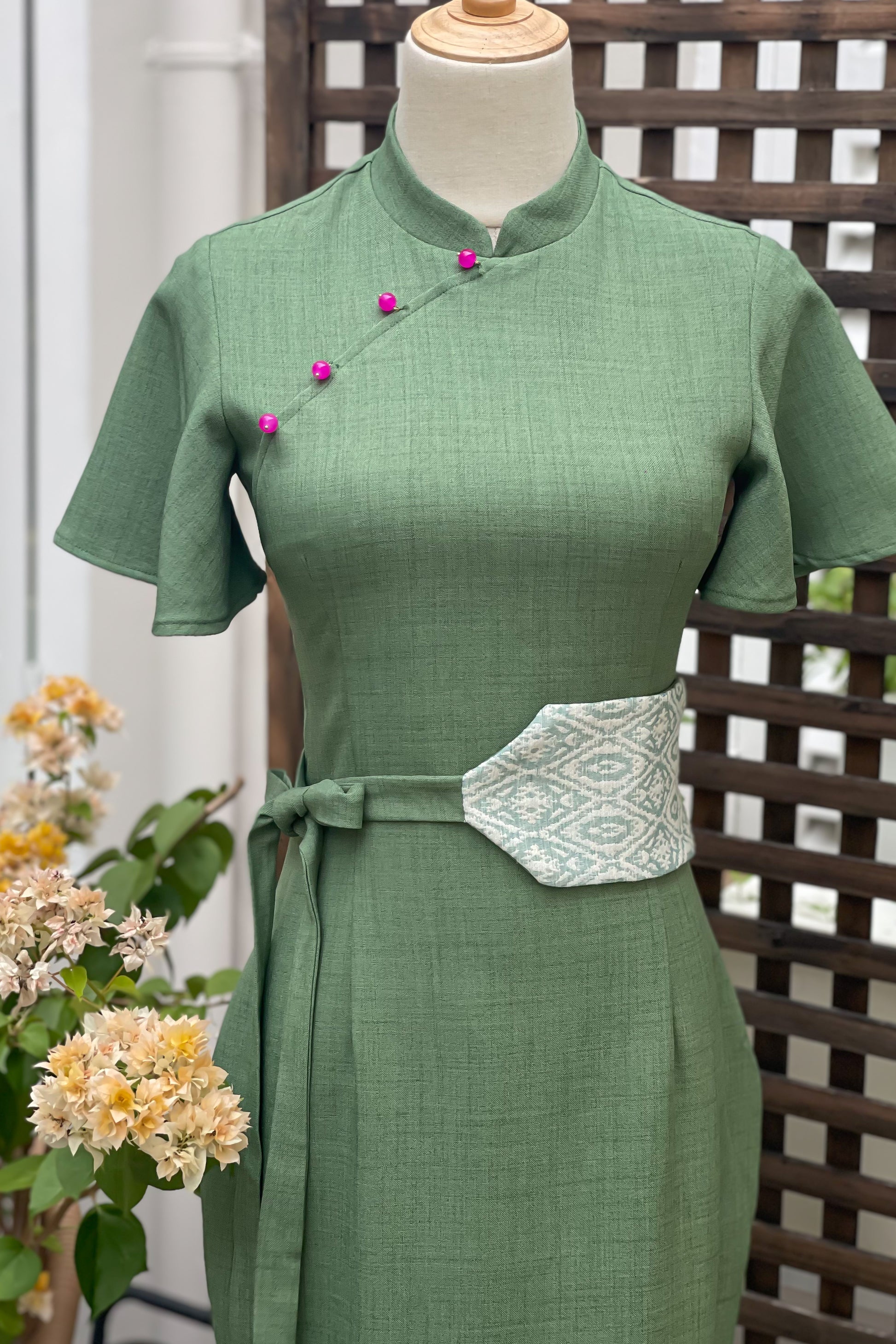 PINGYANG DRESS IN MOSS GREEN