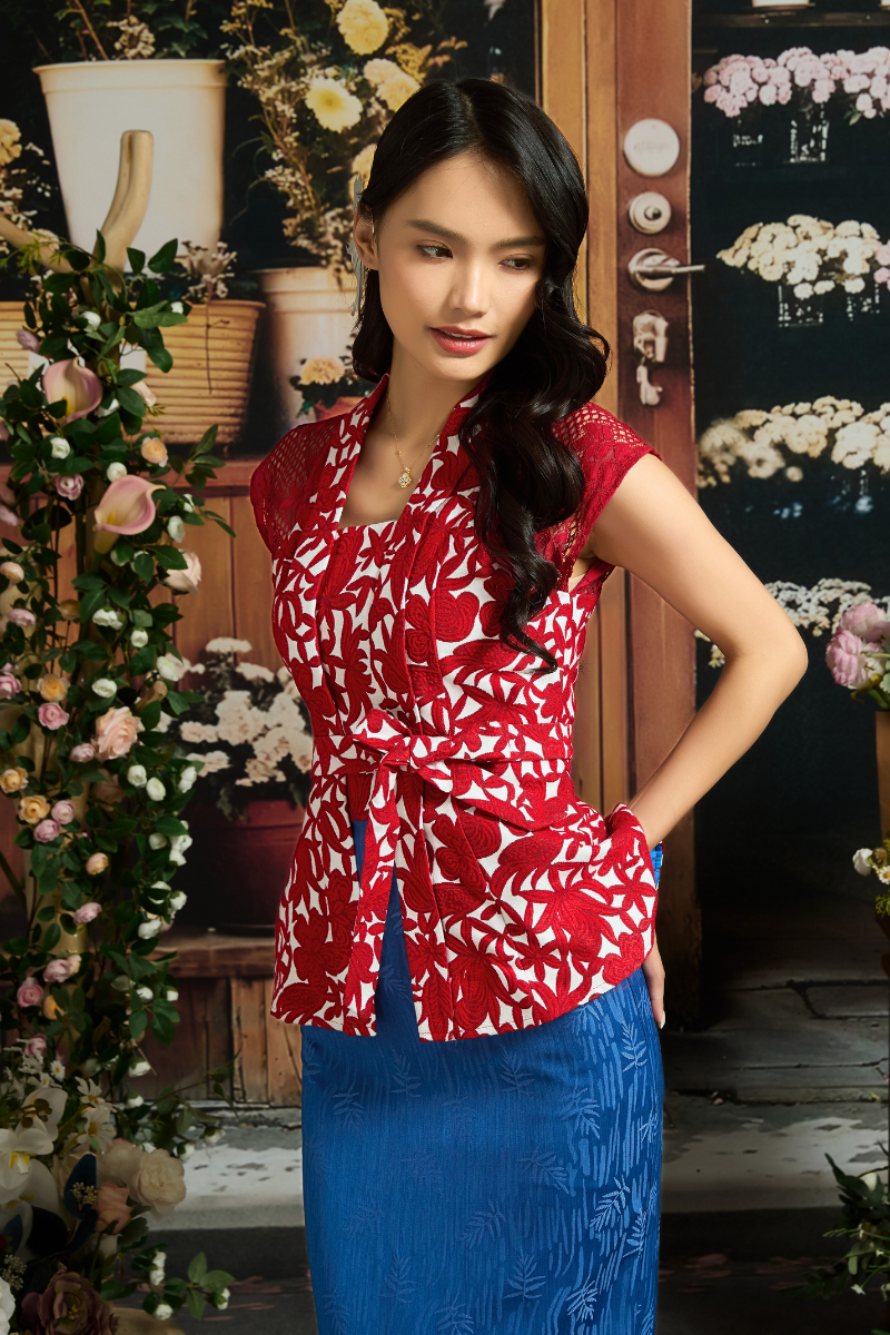 NYA INTAN IN VERMILION FERNSONG