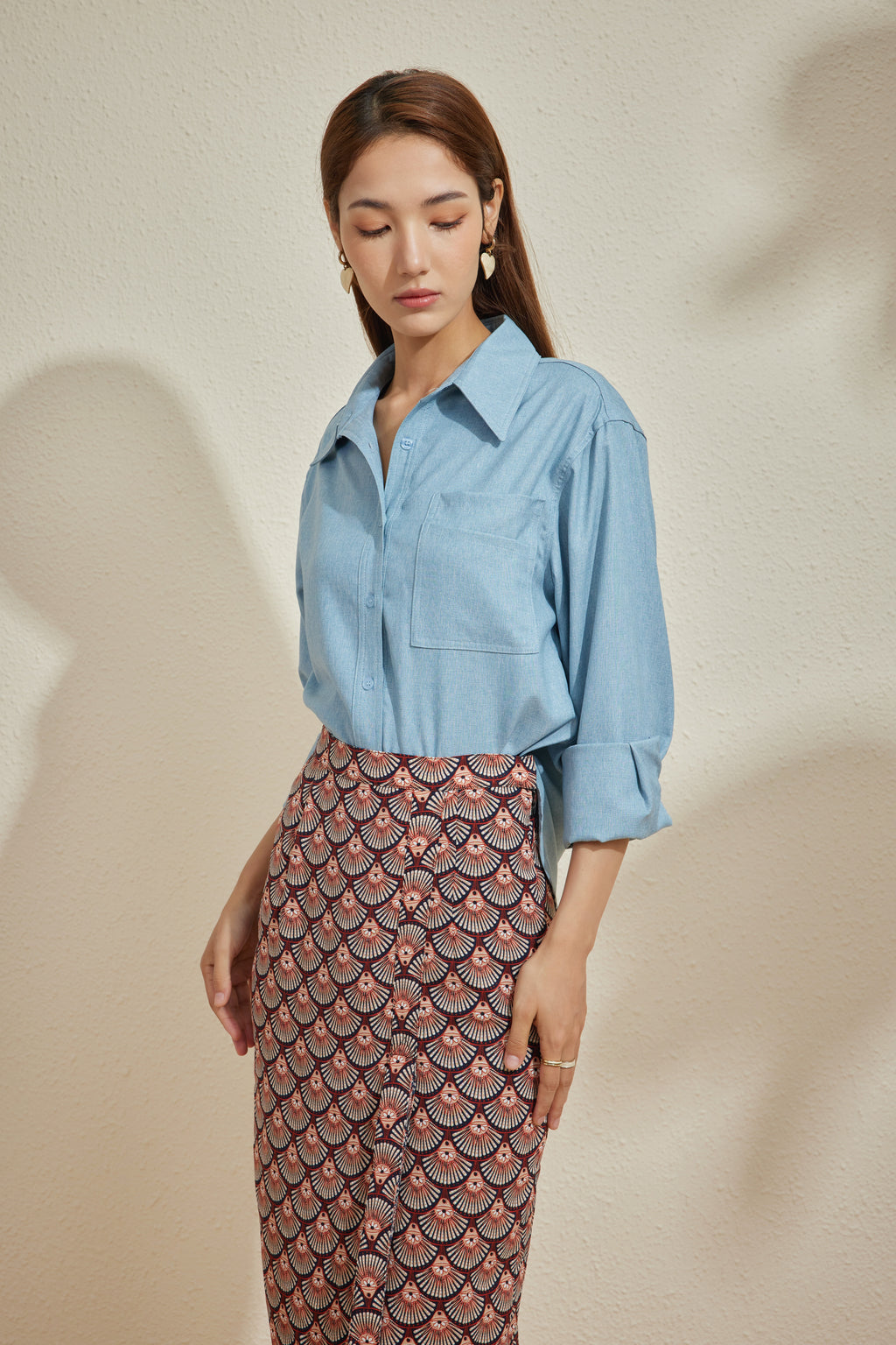 ESCAPE ARTIST SHIRT IN POWDER BLUE