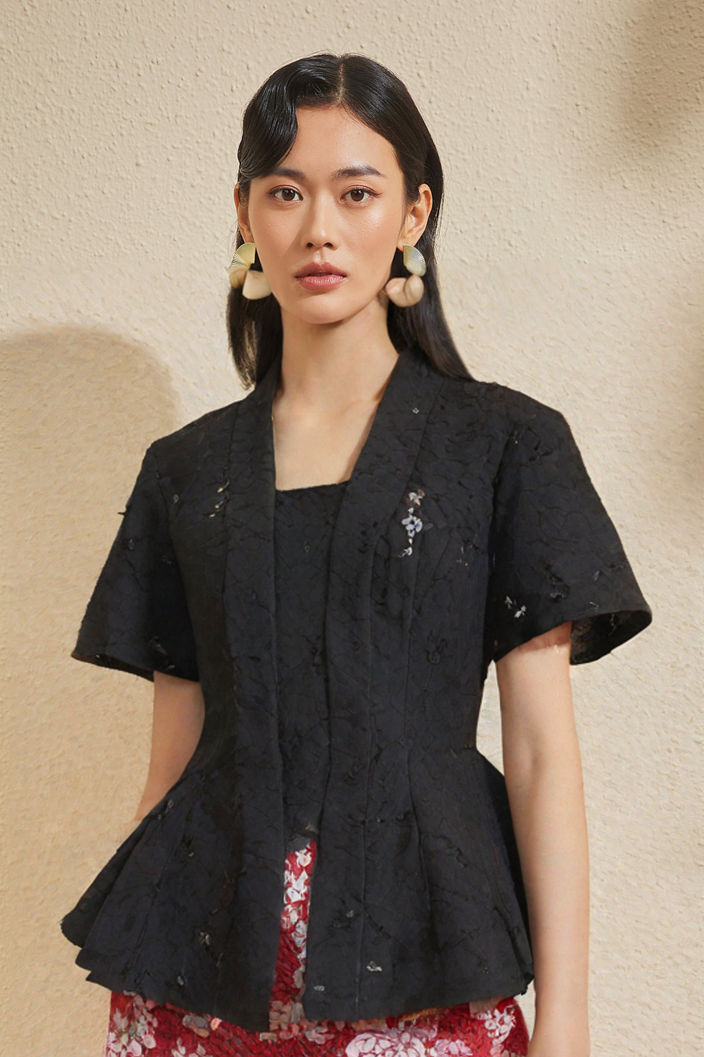 KEBAYA TOP IN BLACK TEA
