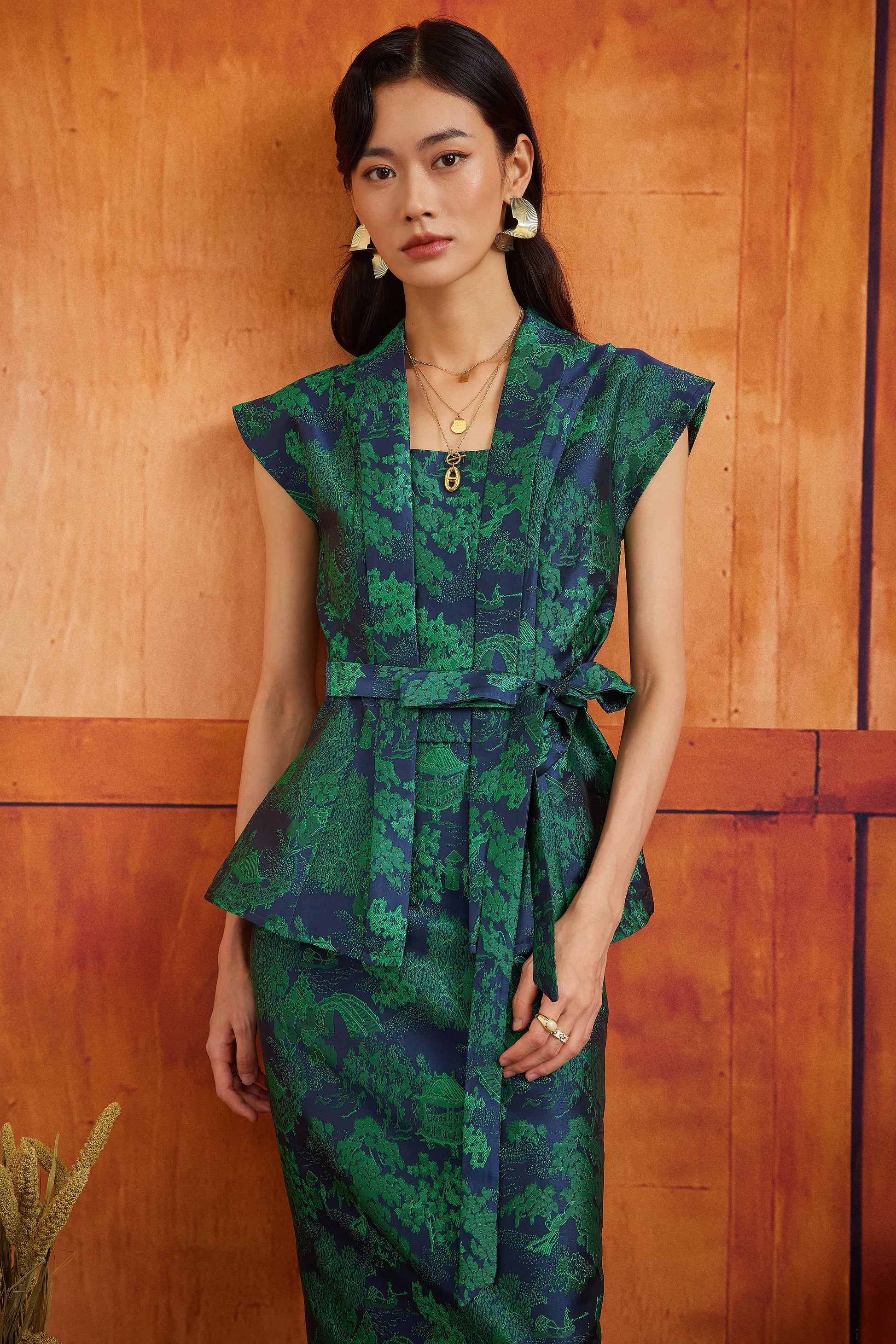 NYA CHIK TOP IN INDIGO WILLOW