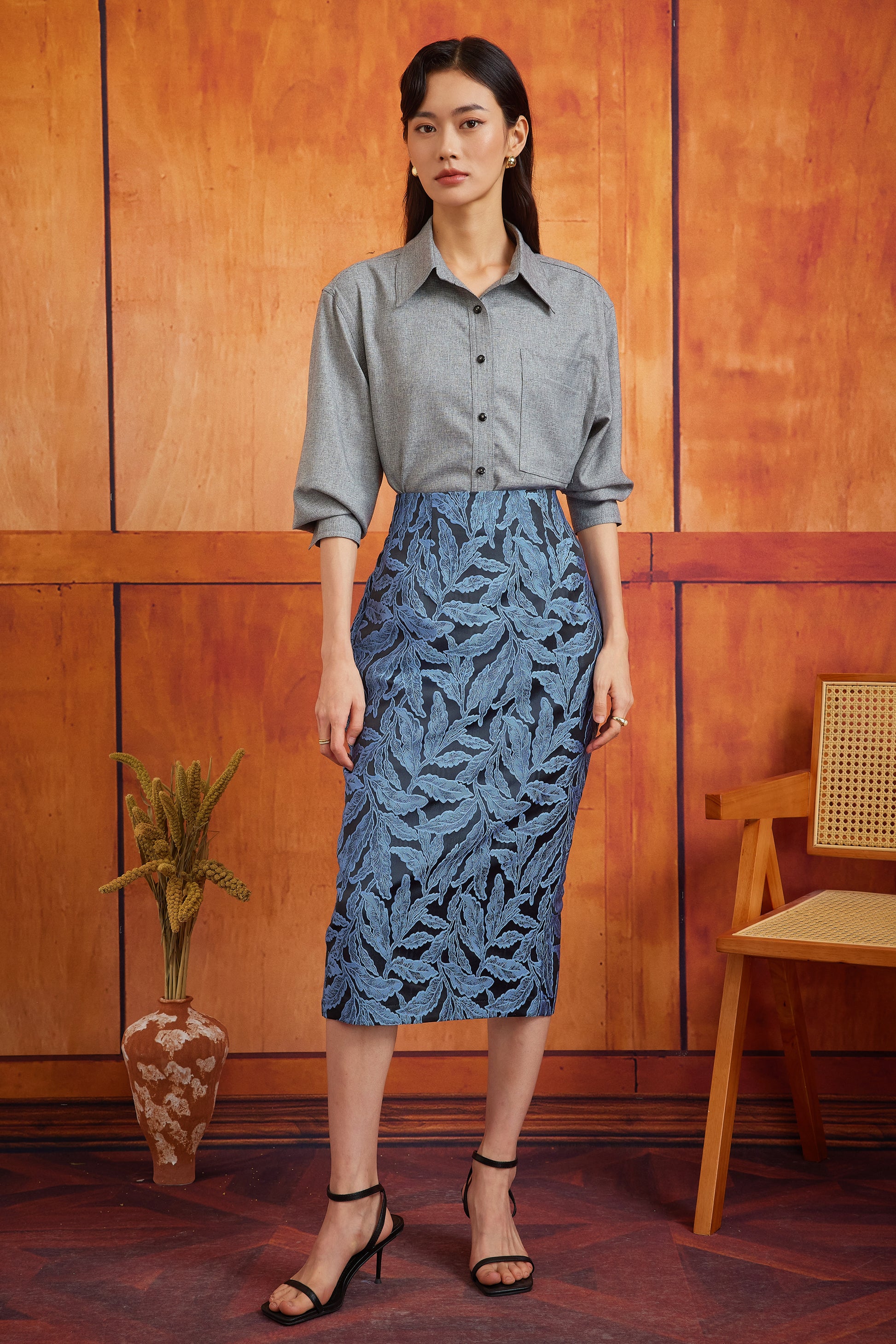 NARI SKIRT IN SMOKEY BLUE