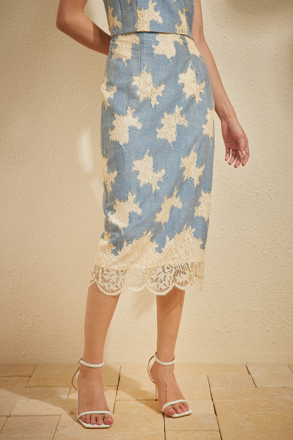 NARI LACE SKIRT IN GARDEN HEIRLOOM