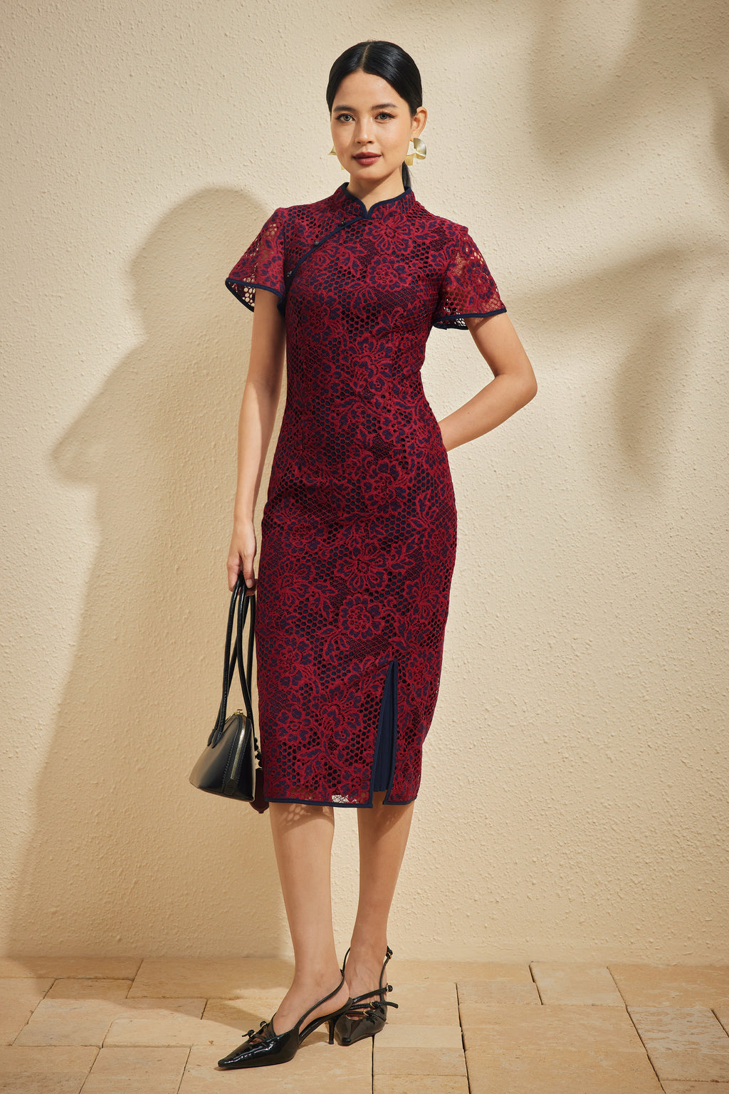 VINTAGE HSI SHIH IN CRIMSONVEIL
