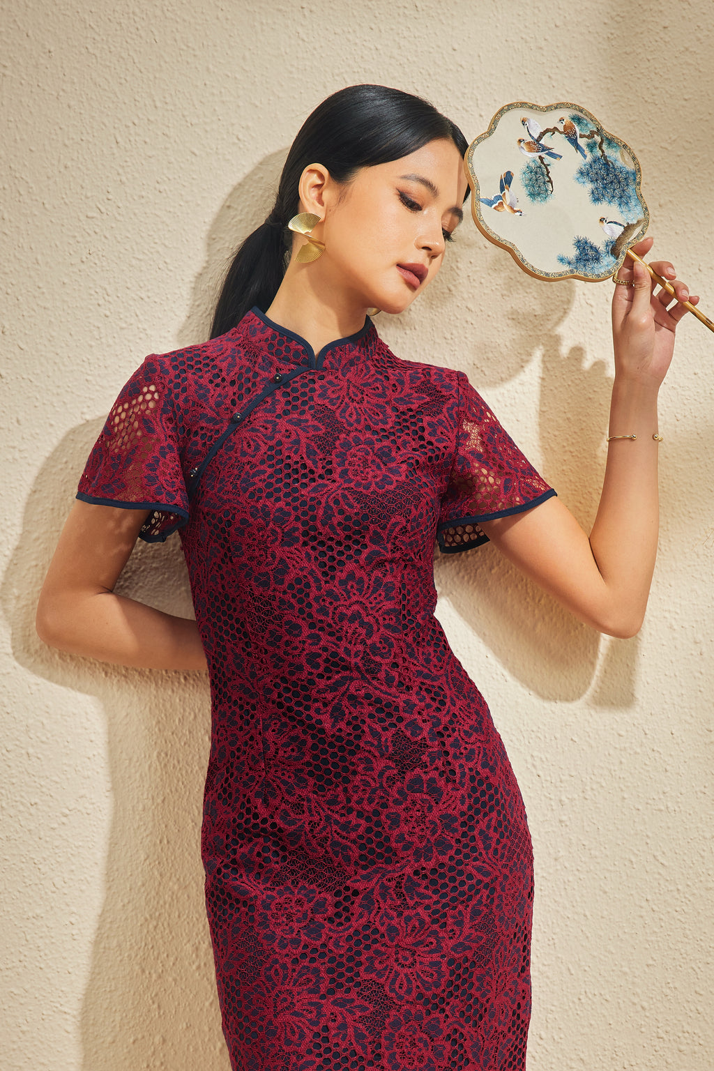 VINTAGE HSI SHIH IN CRIMSONVEIL