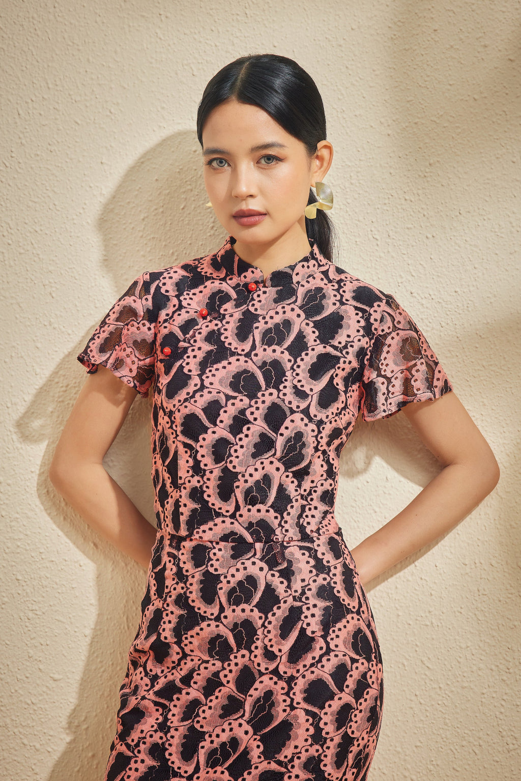 PINGYANG LACE TOP IN MIDNIGHT PETAL