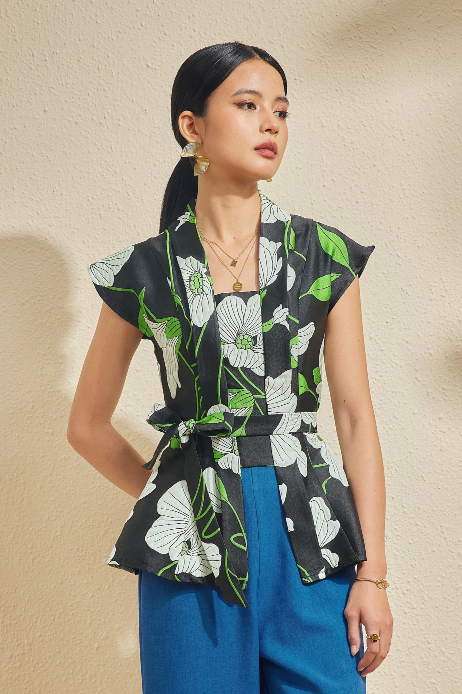 NYA CHIK TOP IN VELVET BLOOM