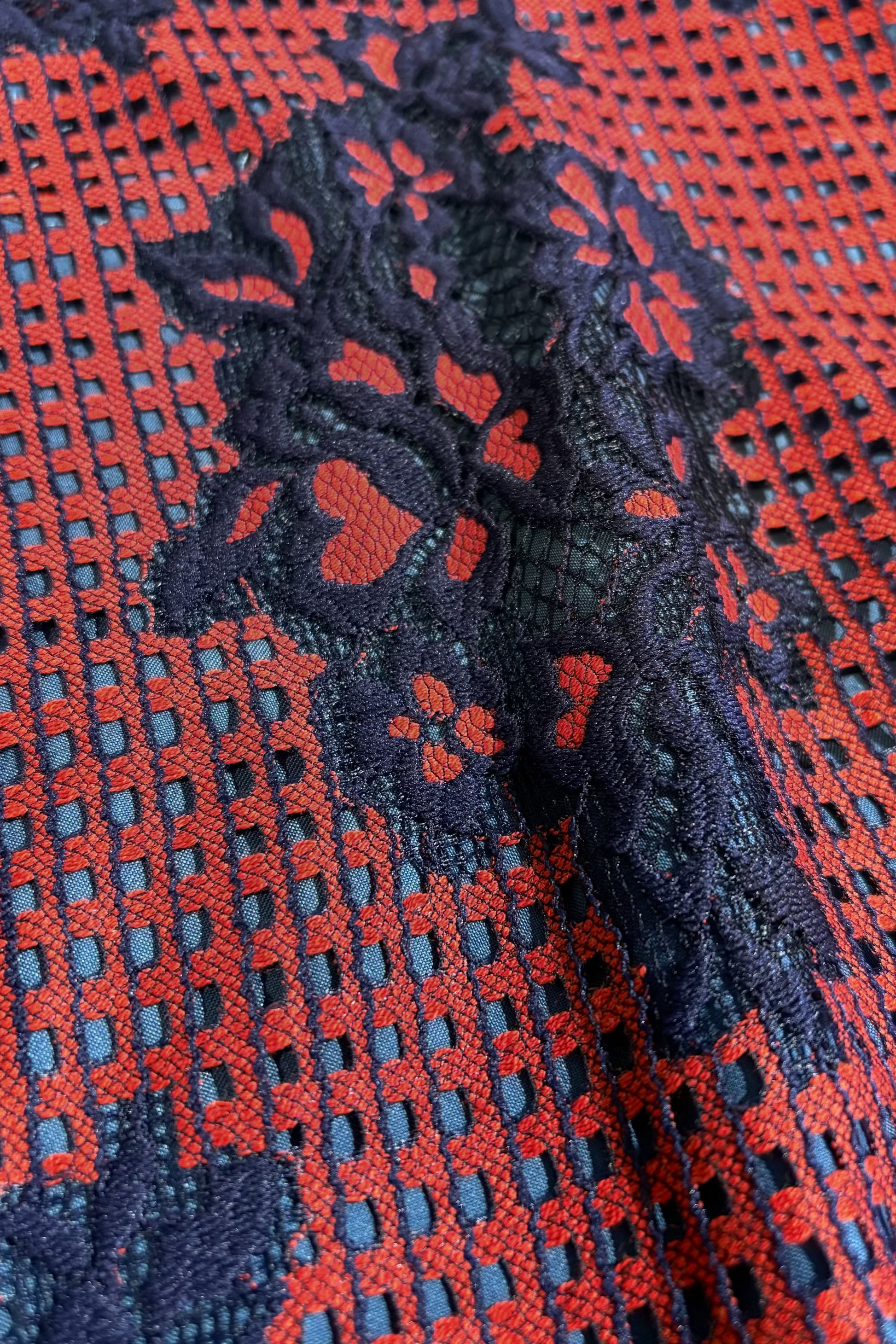 NARI LACE SKIRT IN MAVEN