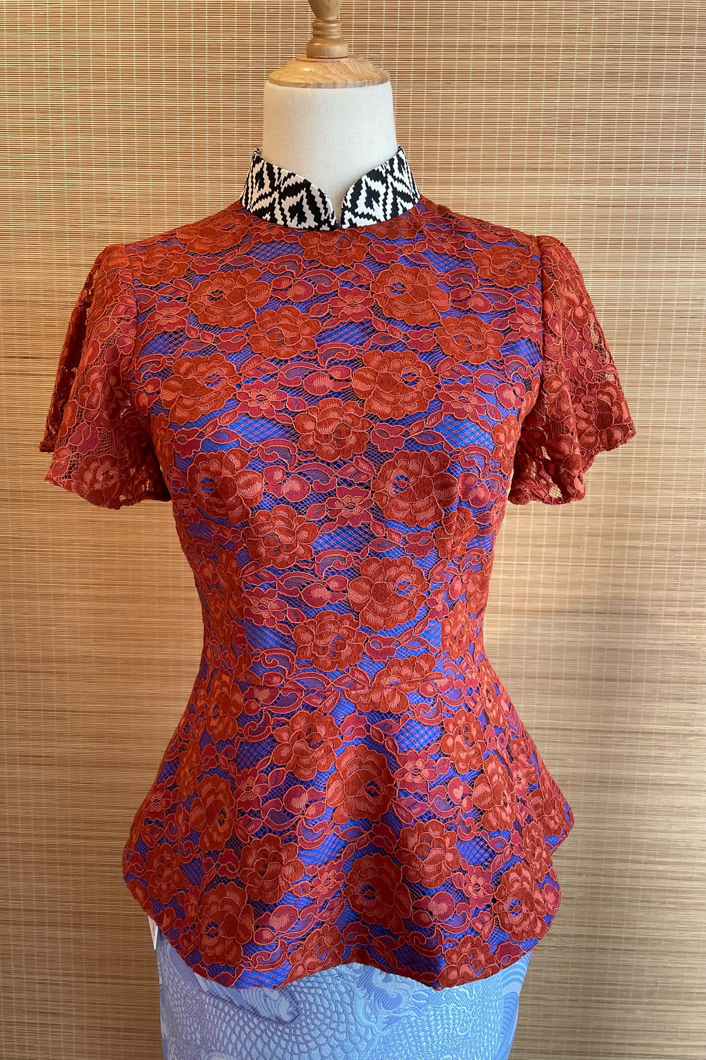 PRE-ORDER: LACE TOP IN ROTHKO