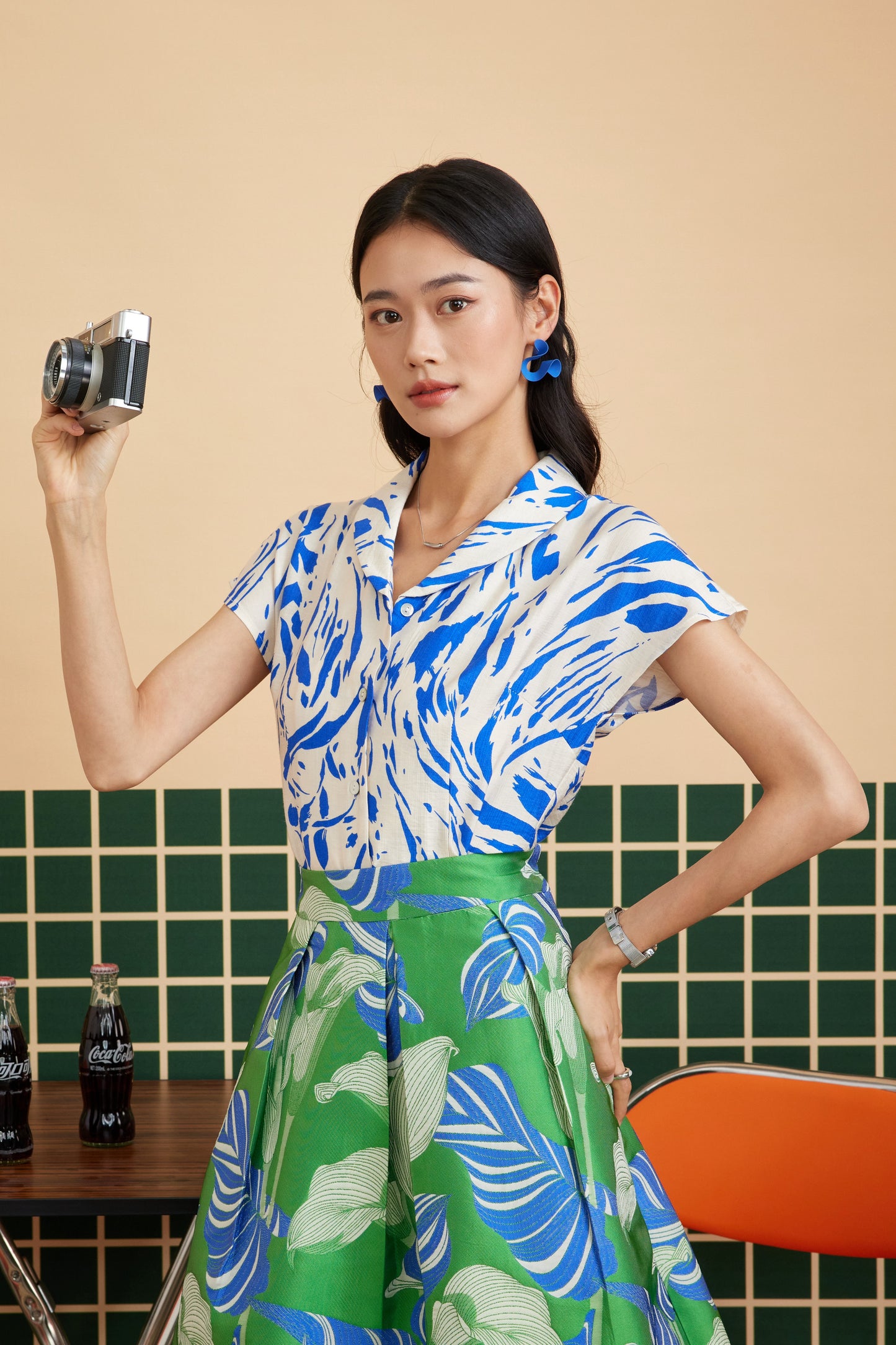 ROCKABILLY SHIRT IN ABSTRACT AZURE