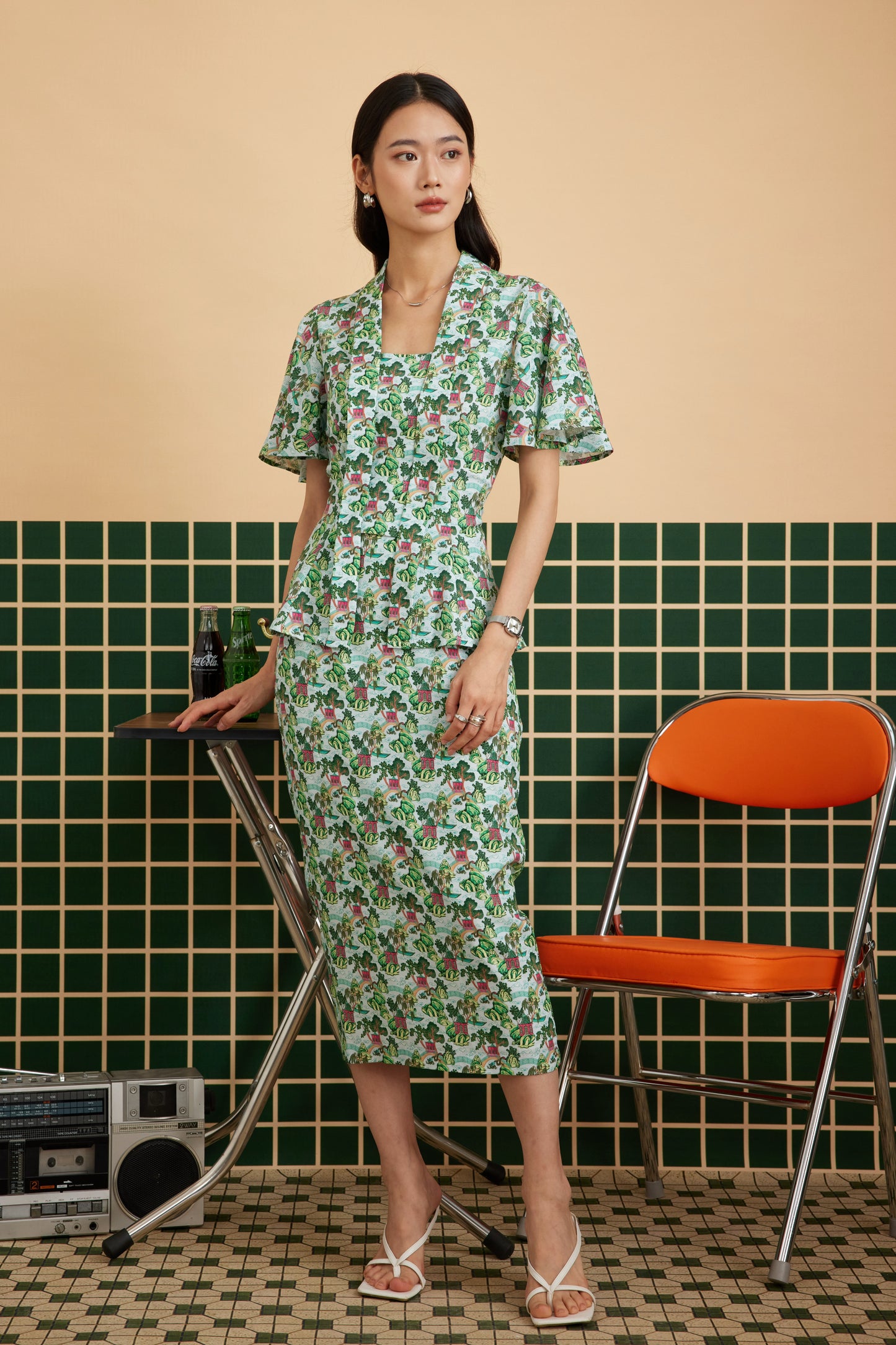 KEBAYA TOP IN CHINOISERIE GREEN