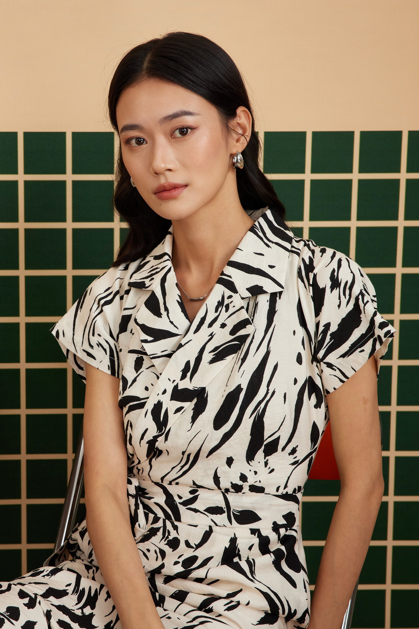 ARABELLA DRESS IN ABSTRACT SABLE