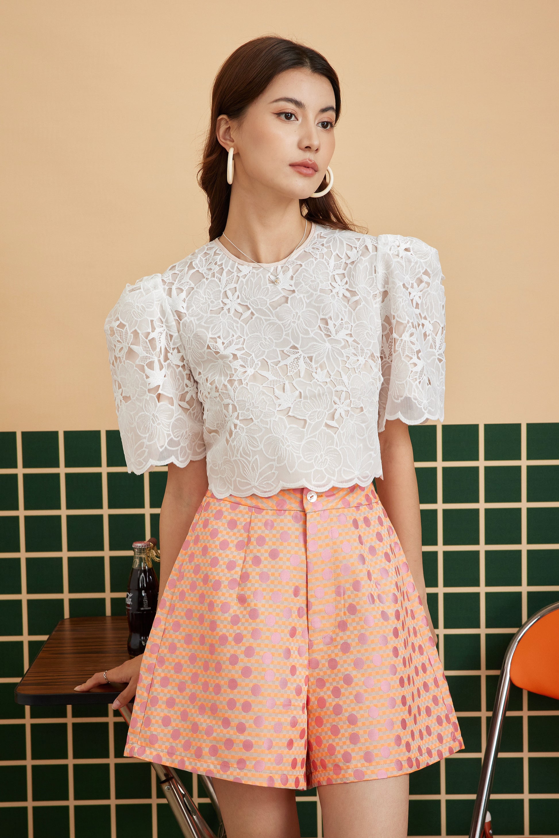 TAILORED SHORTS IN YAYOI GUAVA