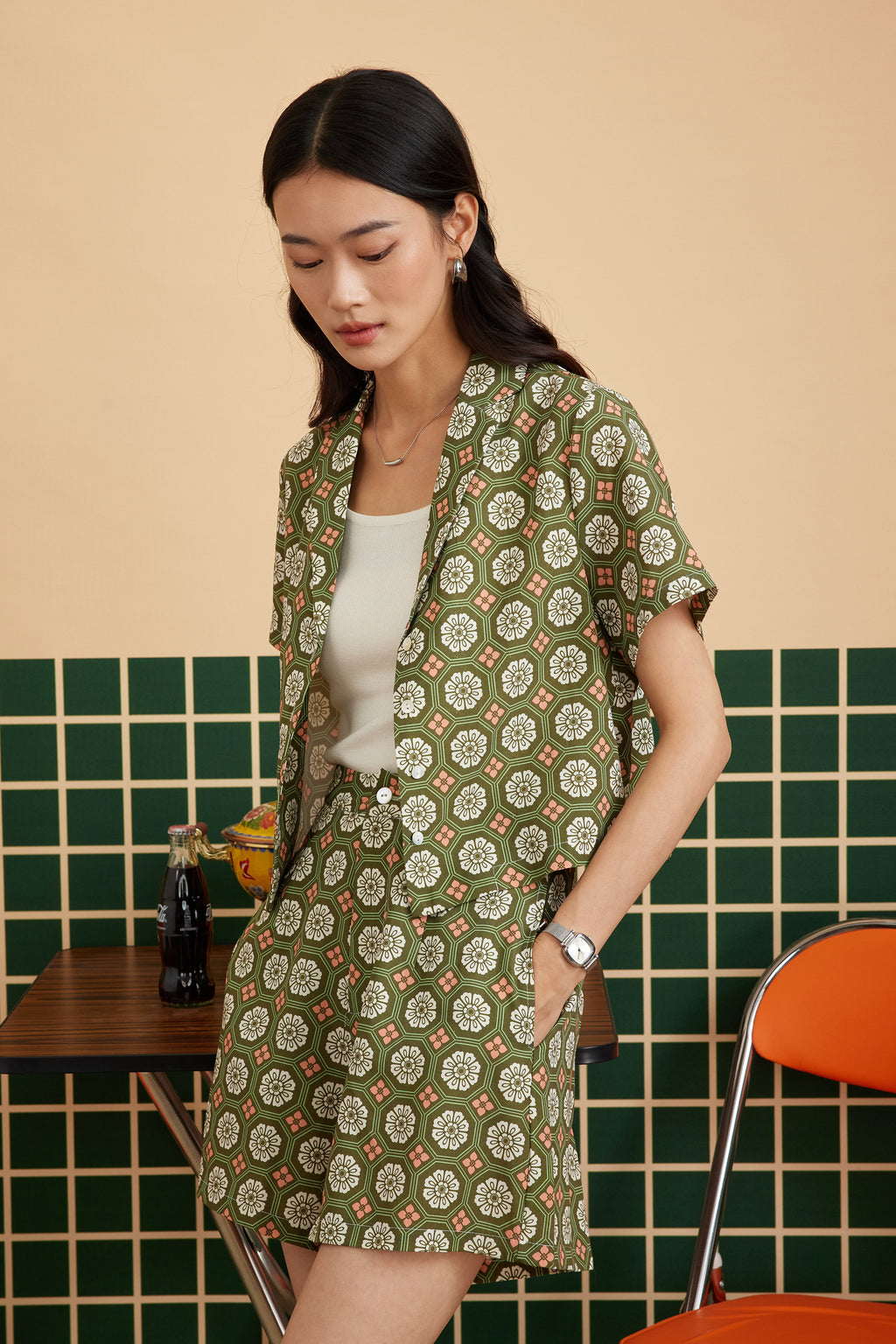 TAILORED SHORTS IN CENDOL