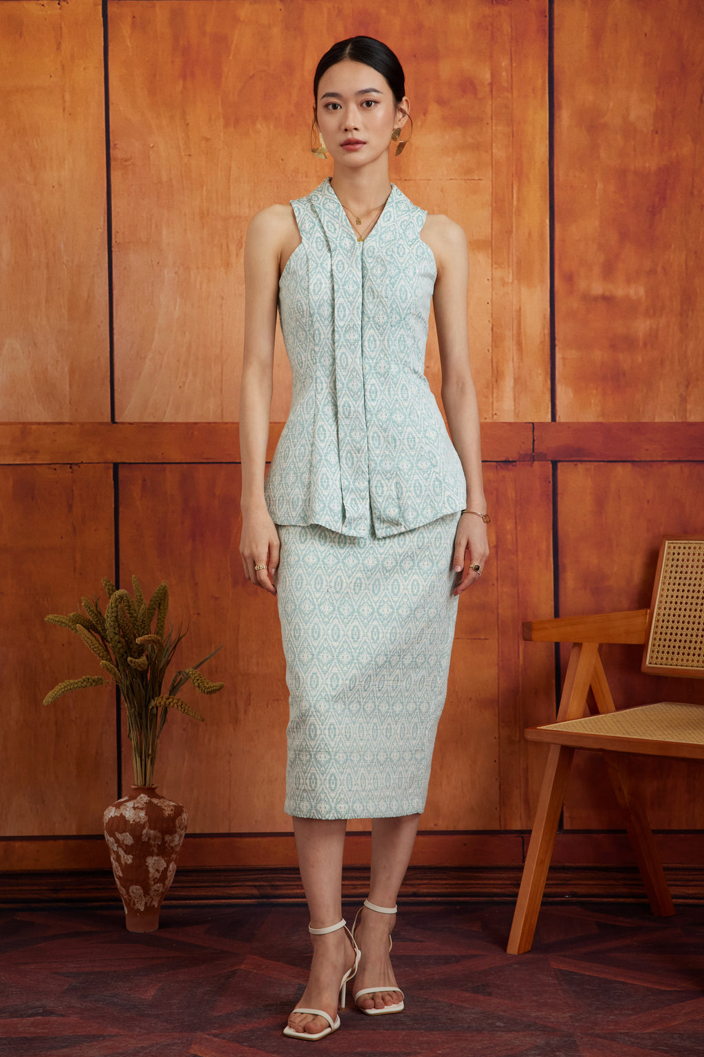 KEBAYA PANJANG IN DUSK IKAT