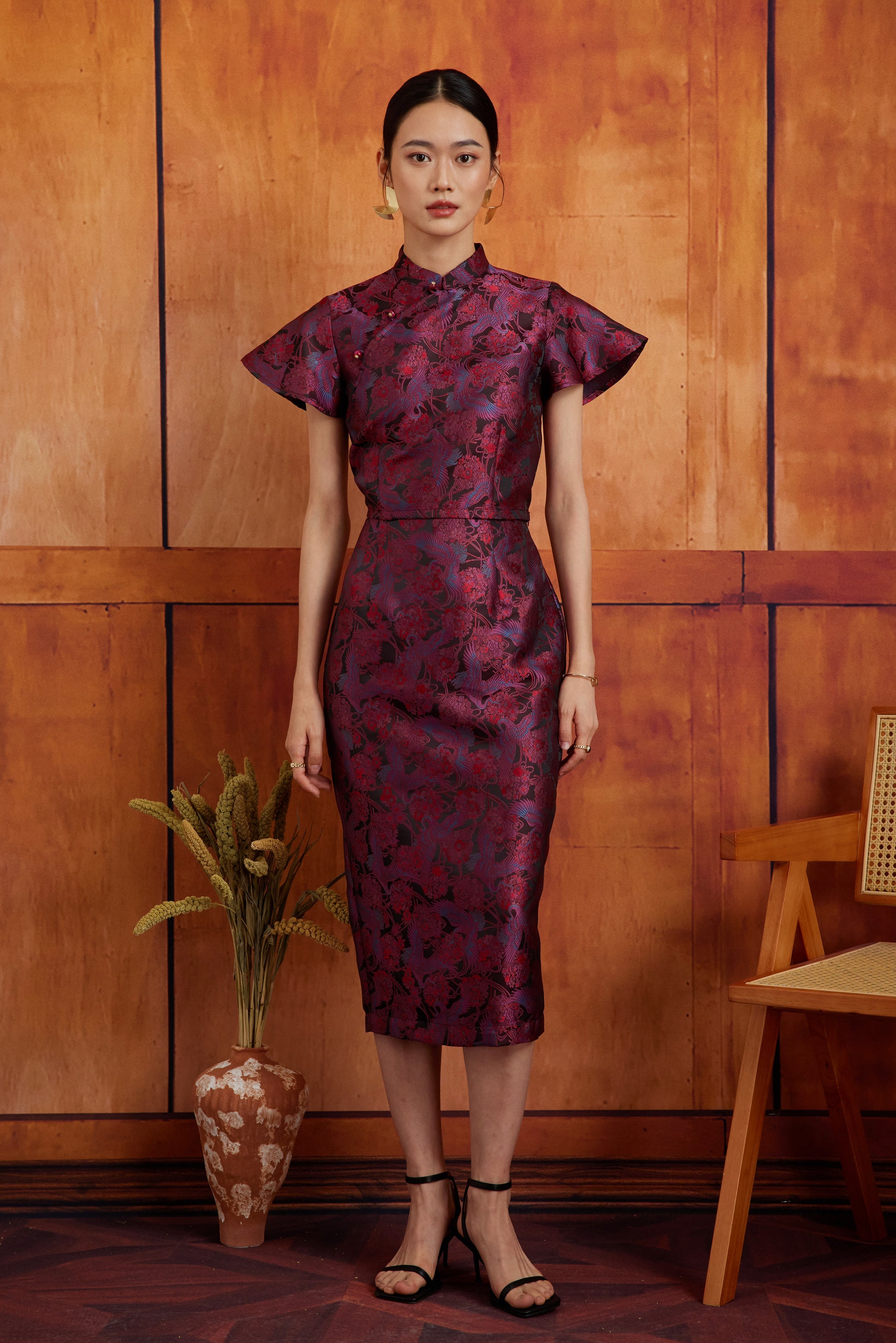 NARI SKIRT IN RUBY TANCHOZURU