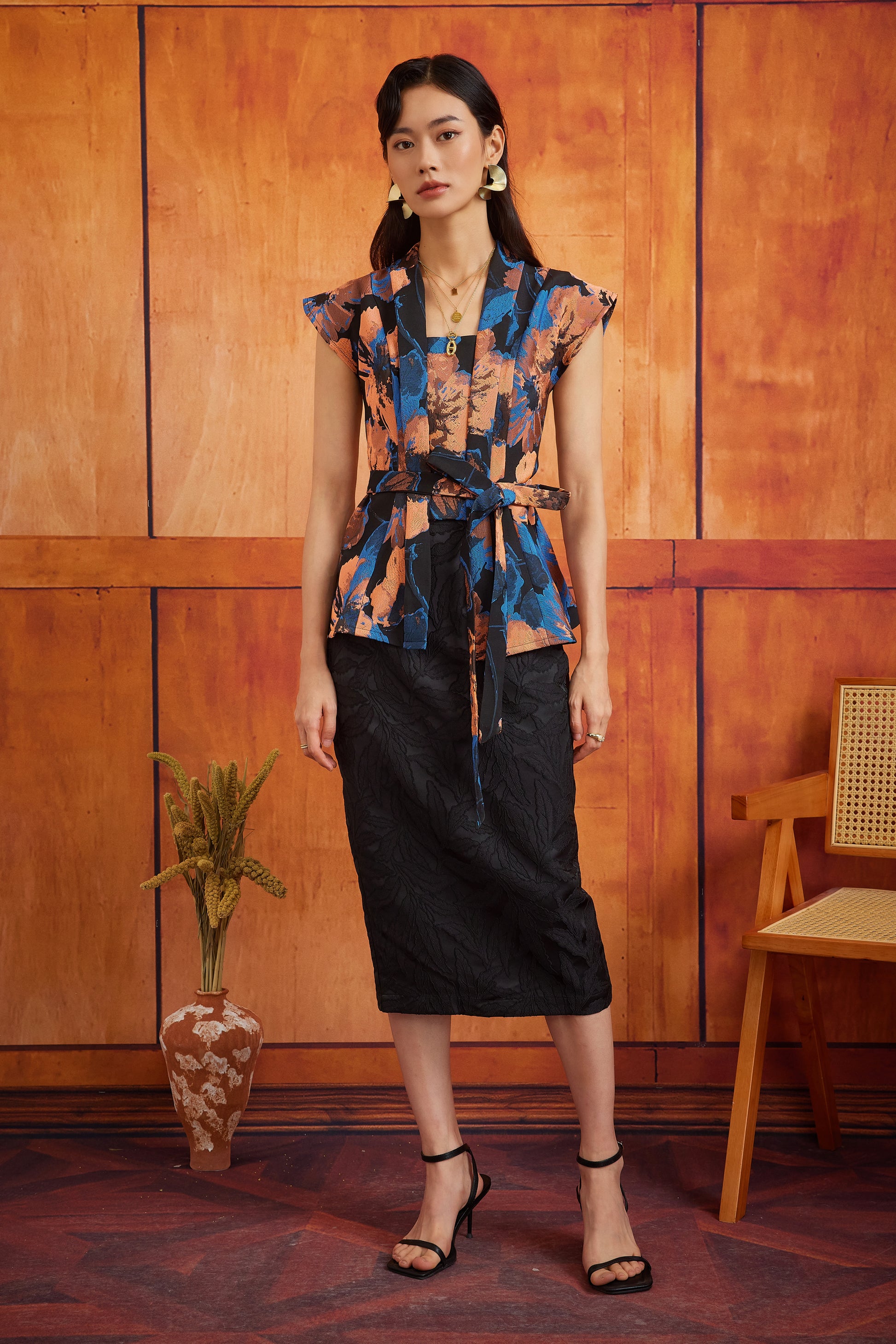 NARI SKIRT IN EBONY SABLE